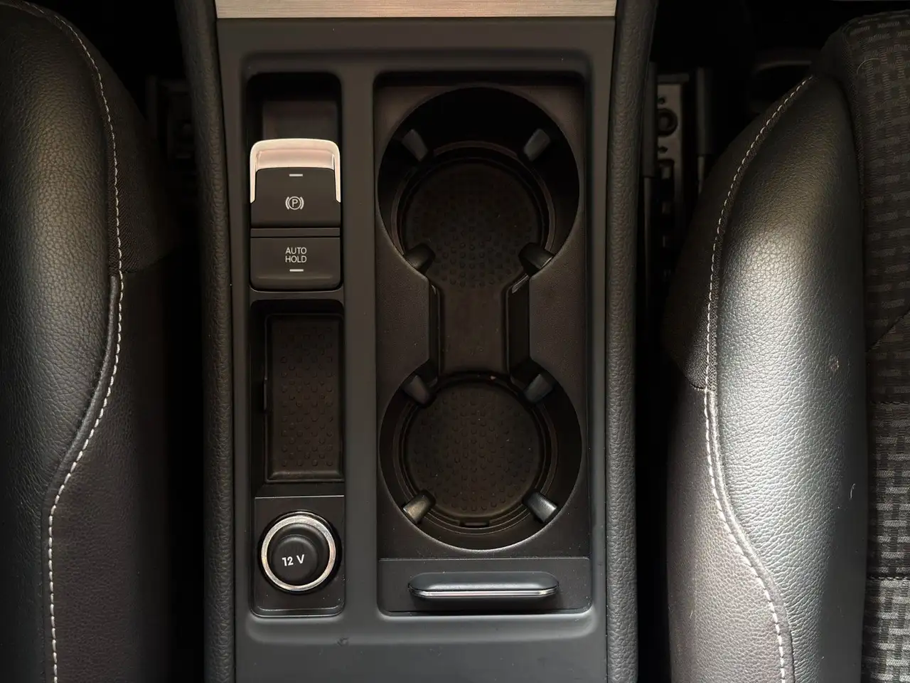 Volkswagen Golf Variant — photo 36 sur 45