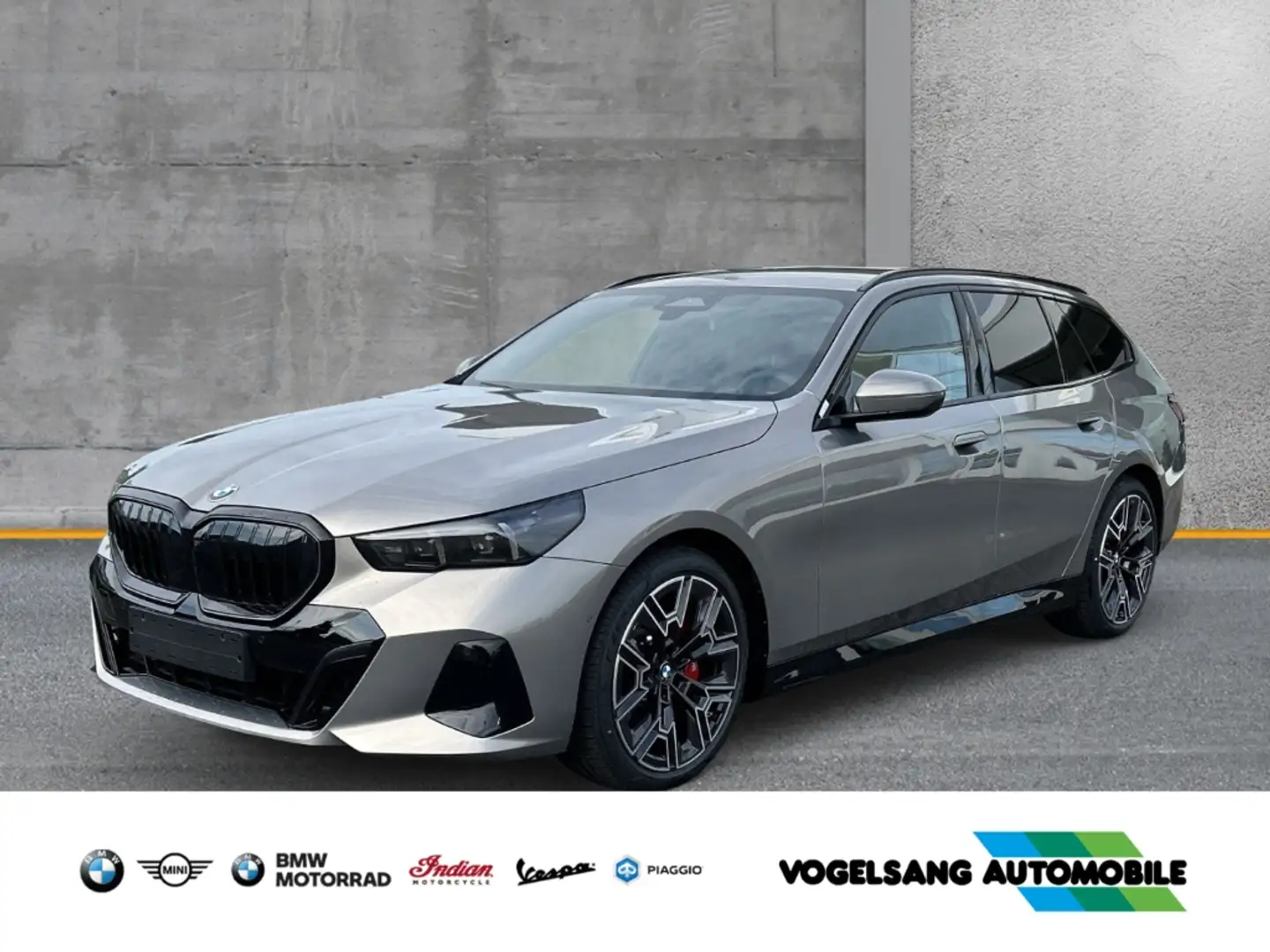 BMW 520 d Touring M Sport Pro *AKTIONSMODELL* Grijs - 1