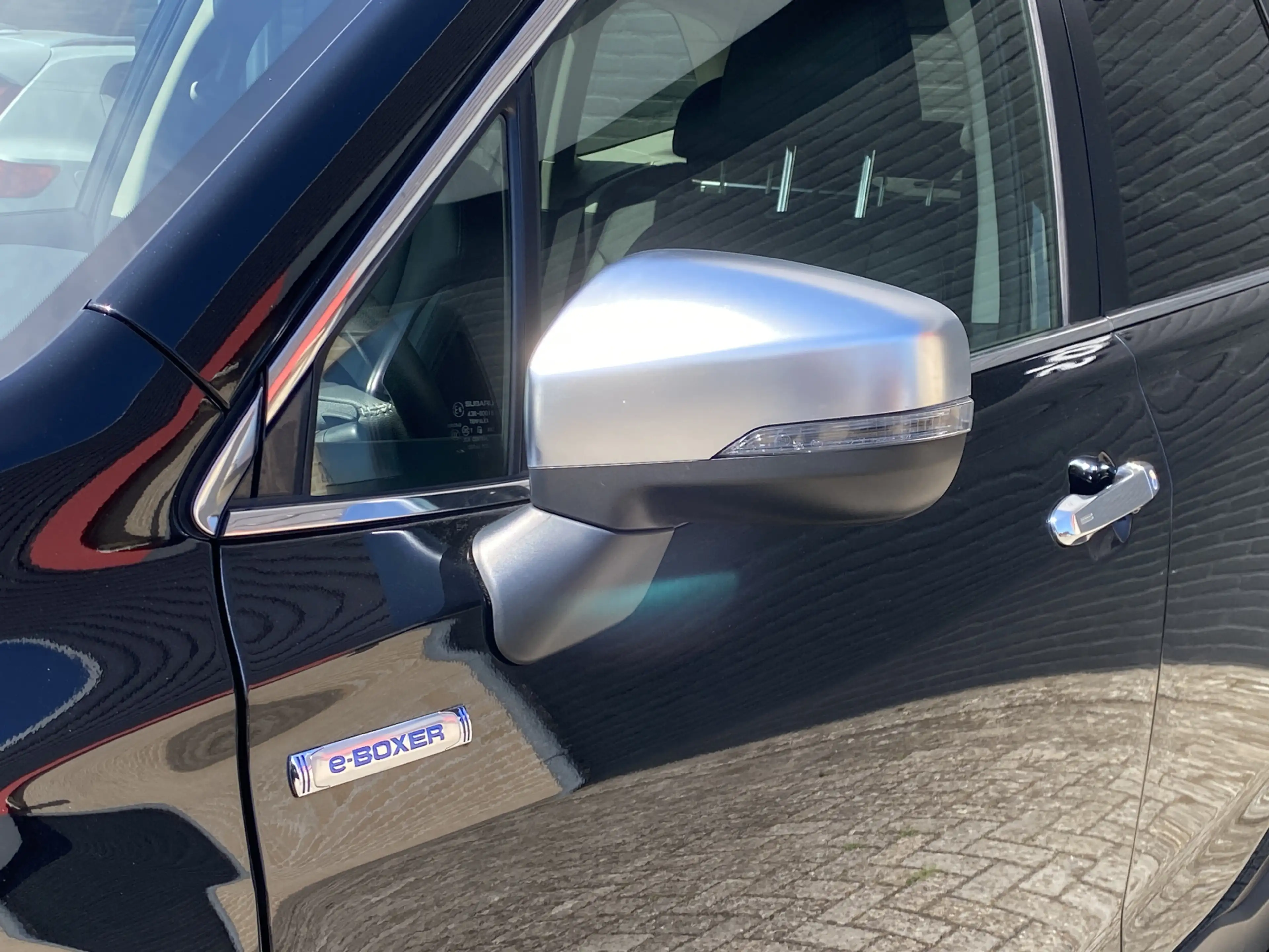 Subaru Forester 2.0i e-BOXER Luxury AUT. | dealer onderh. | leder — photo 11