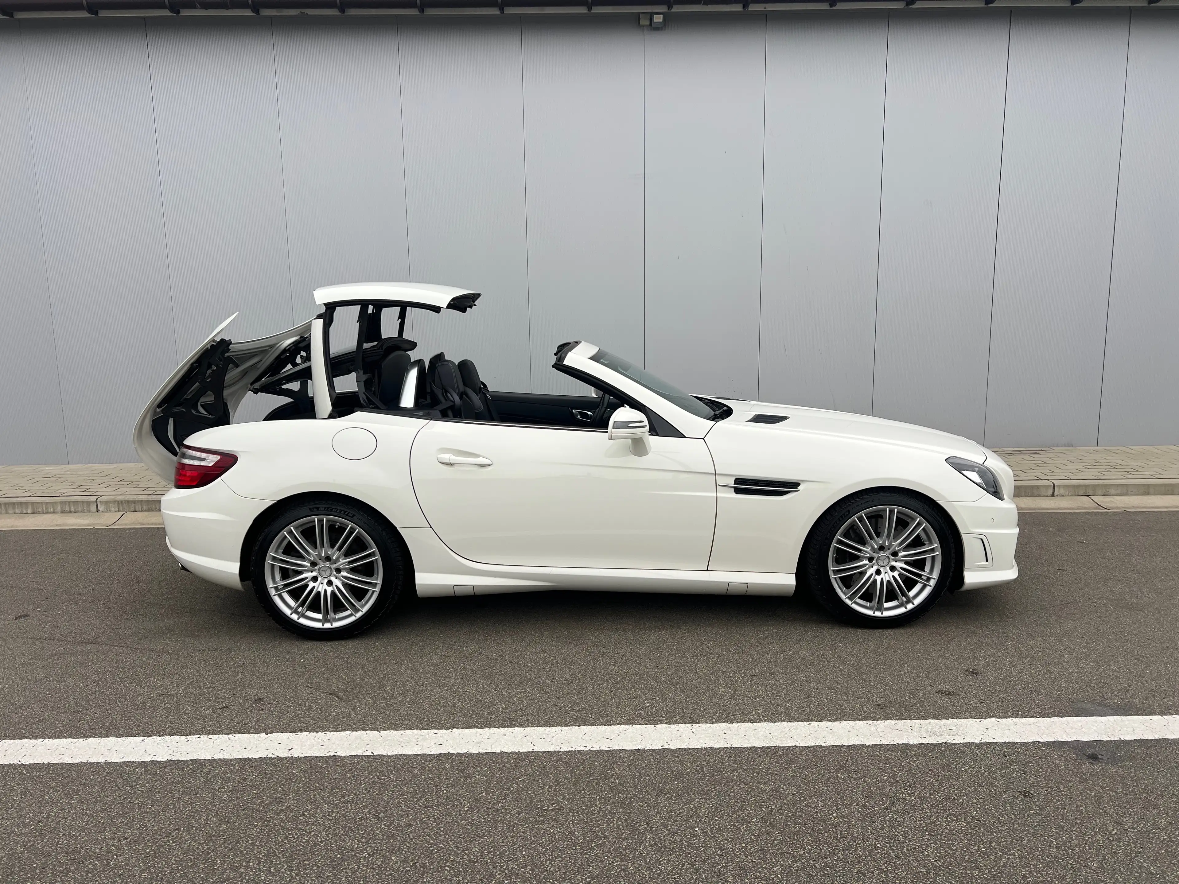 Mercedes-Benz SLK 200 SLK 200 - Pack AMG - Airscaf - Boite aut - — photo 15