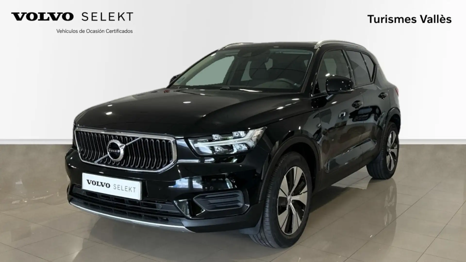Volvo XC40 B3 Momentum Pro Aut. Nero - 1