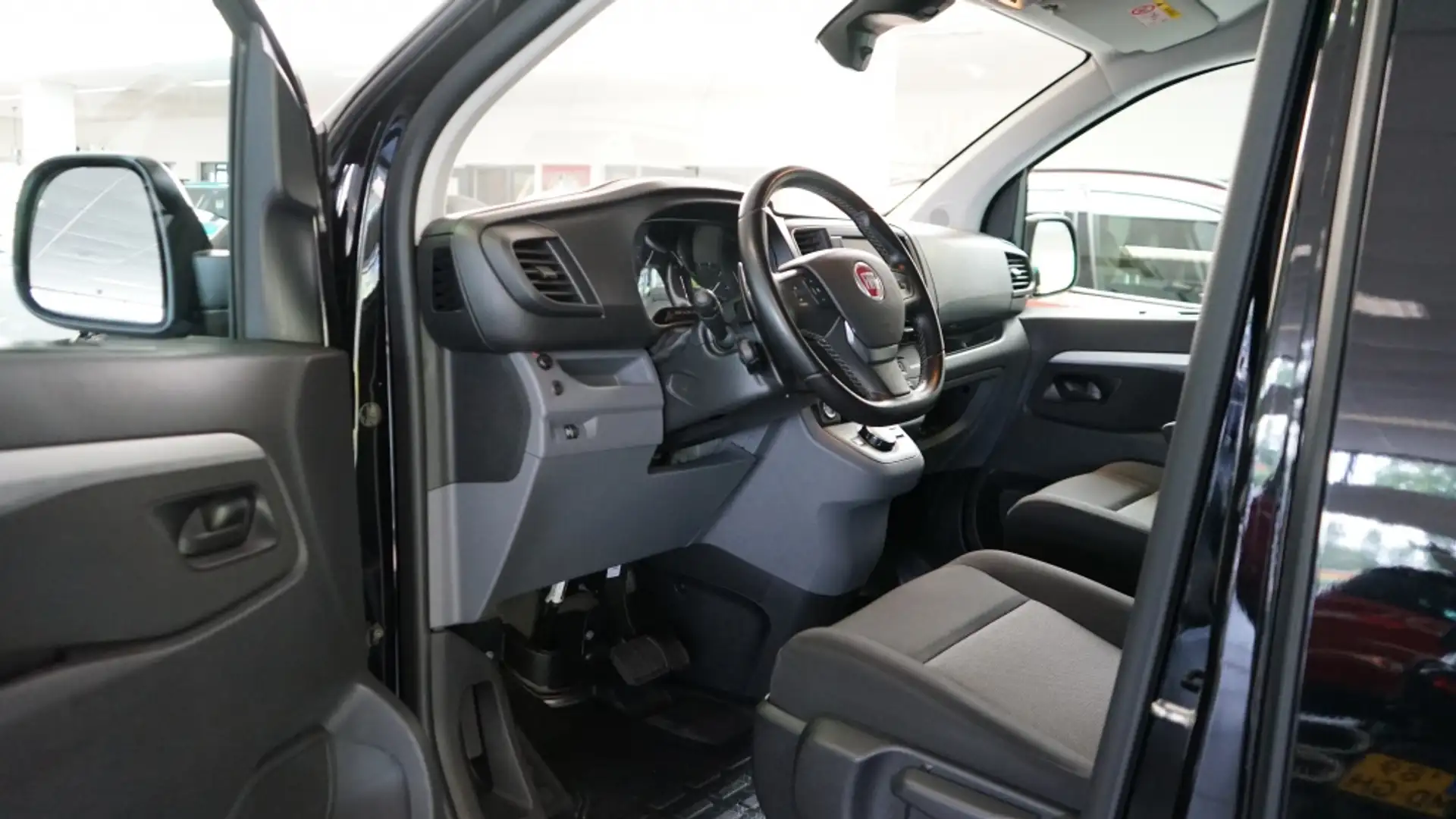 Fiat Scudo 2.0 MJ 177 pk L3H1 DC BnsPro+ | Climate control | Noir - 2