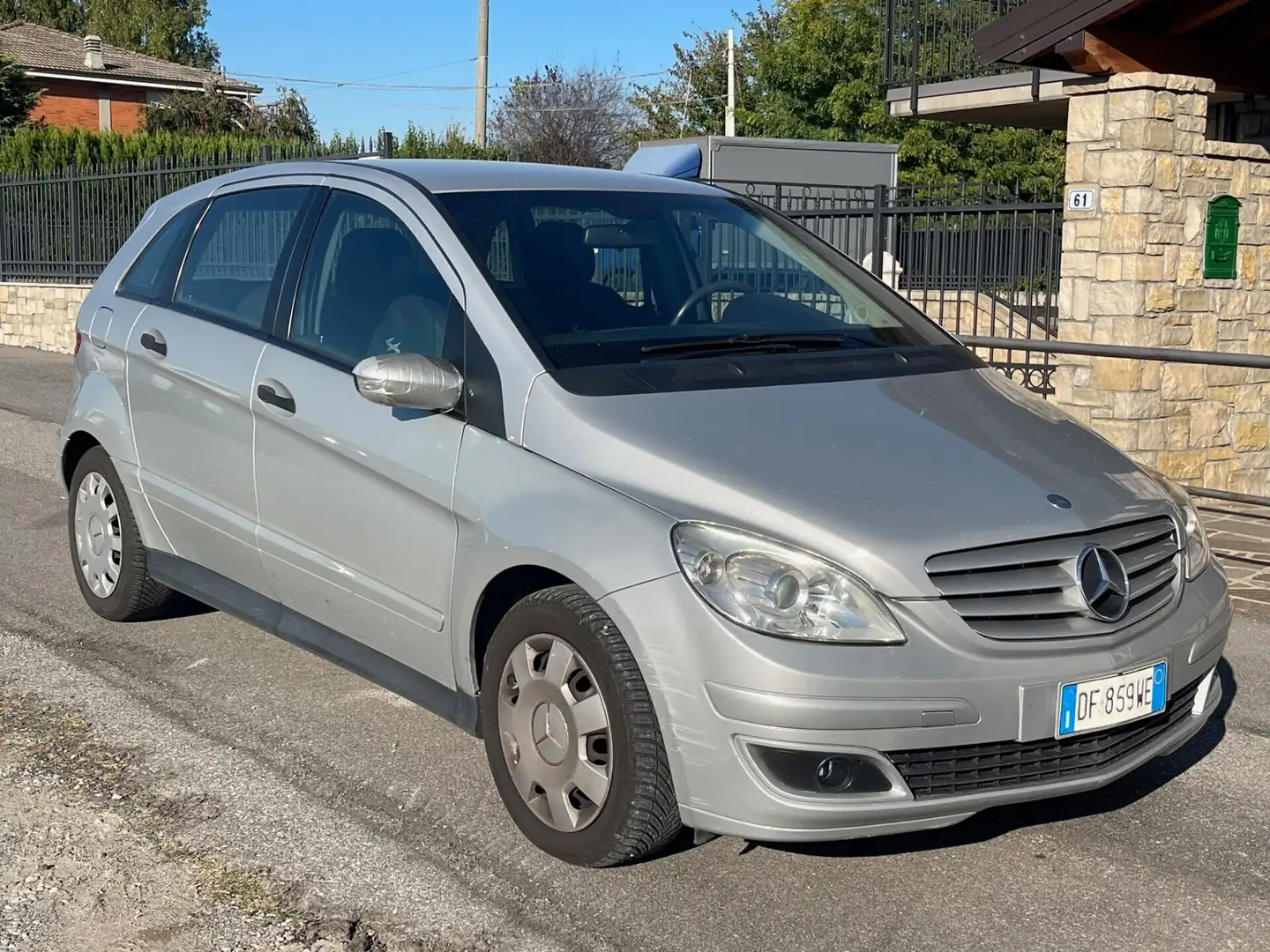 Mercedes-Benz B 180 B 180 CDI Chrome Grau - 2