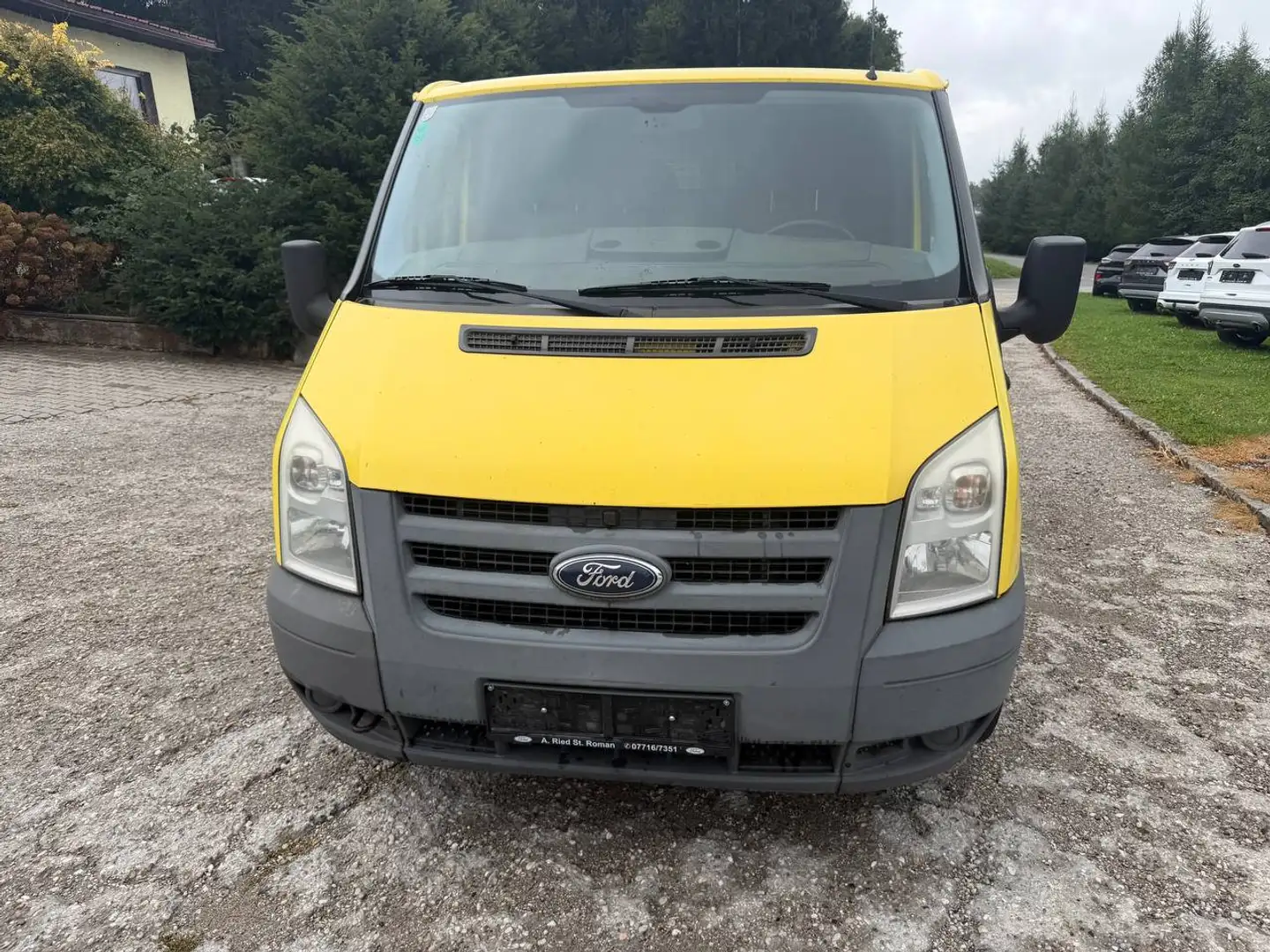 Ford Transit FT 330 Kasten Allrad; Anhängerkupplung; Gelb - 2