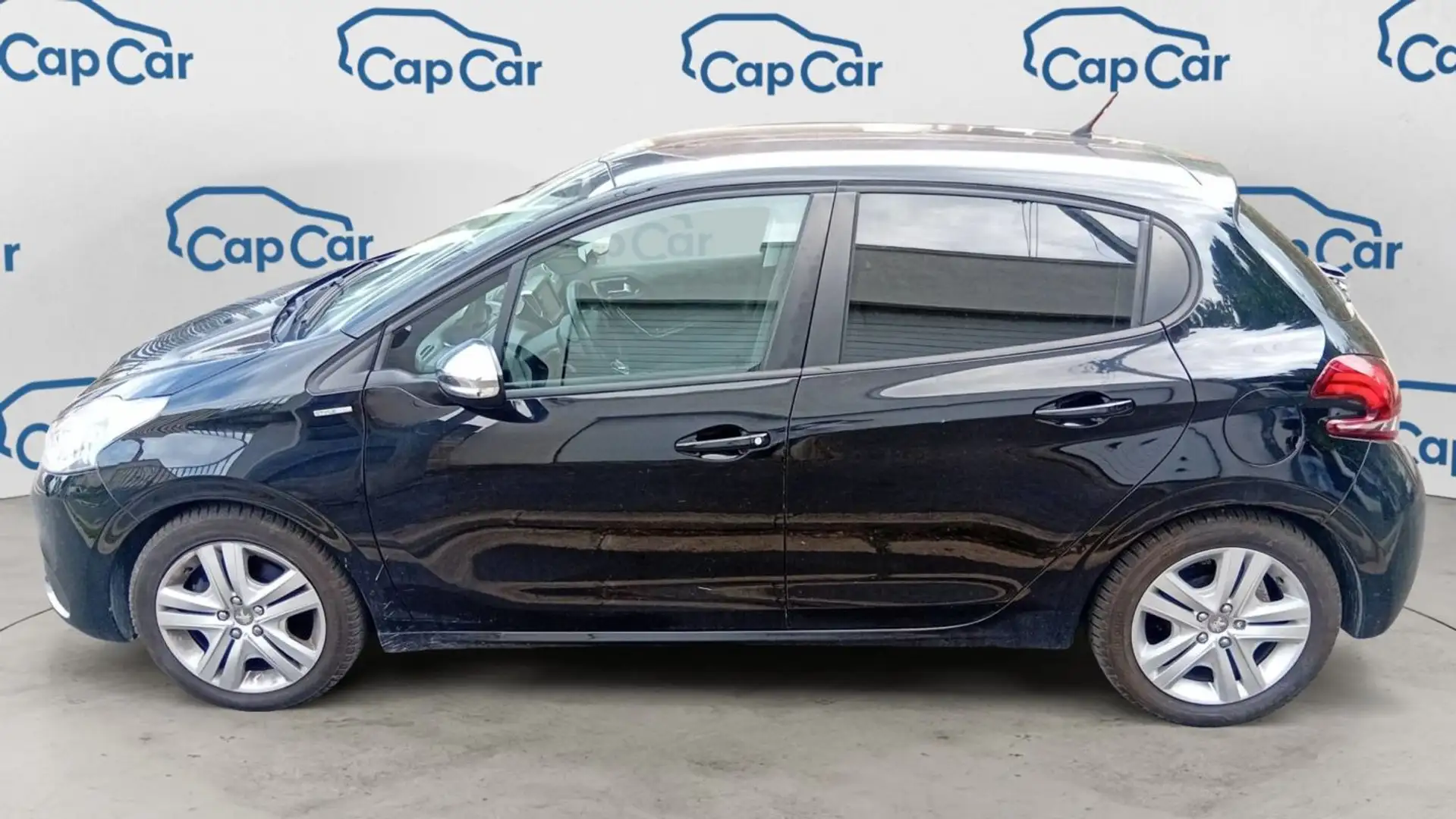 Peugeot 208 II 1.2 PureTech 82 Style Noir - 2