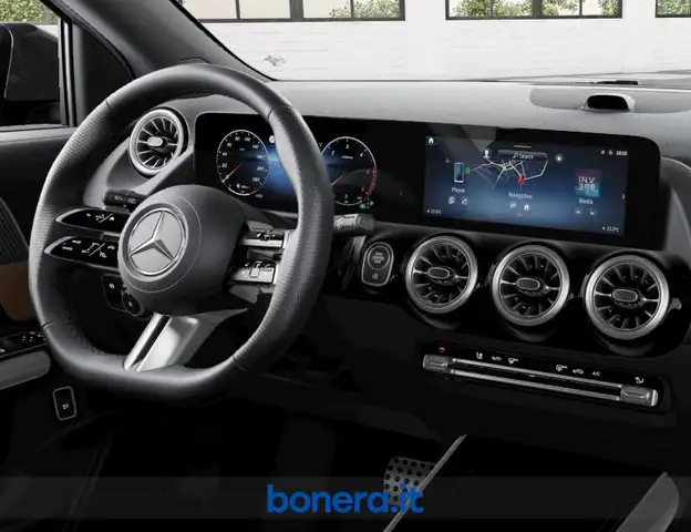 Mercedes-Benz Gla view 6