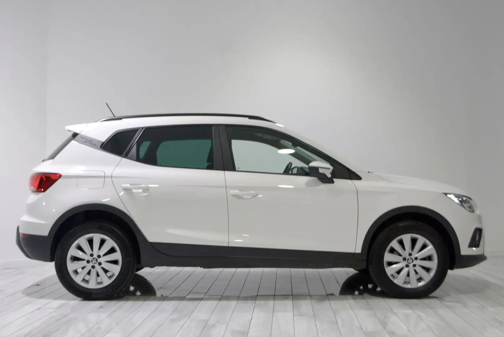 SEAT Arona 1.0 TSI Ecomotive S&S Style 95 Blanco - 2