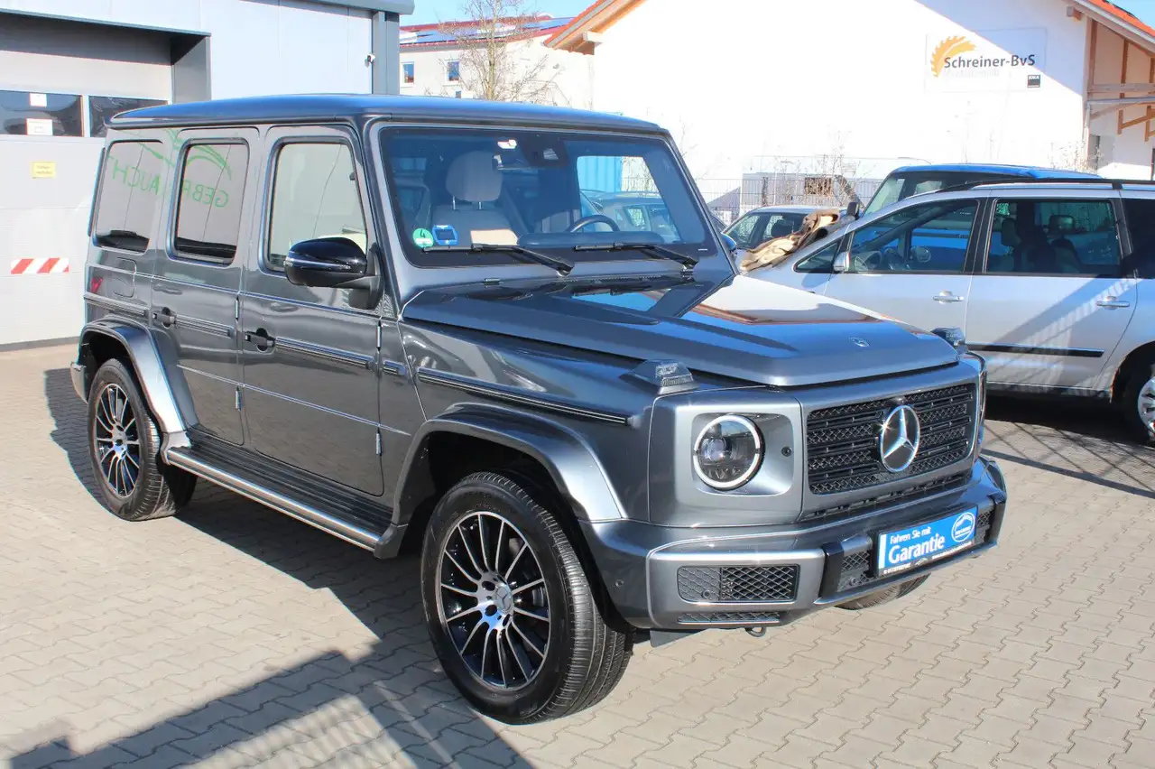 Mercedes-Benz G 400