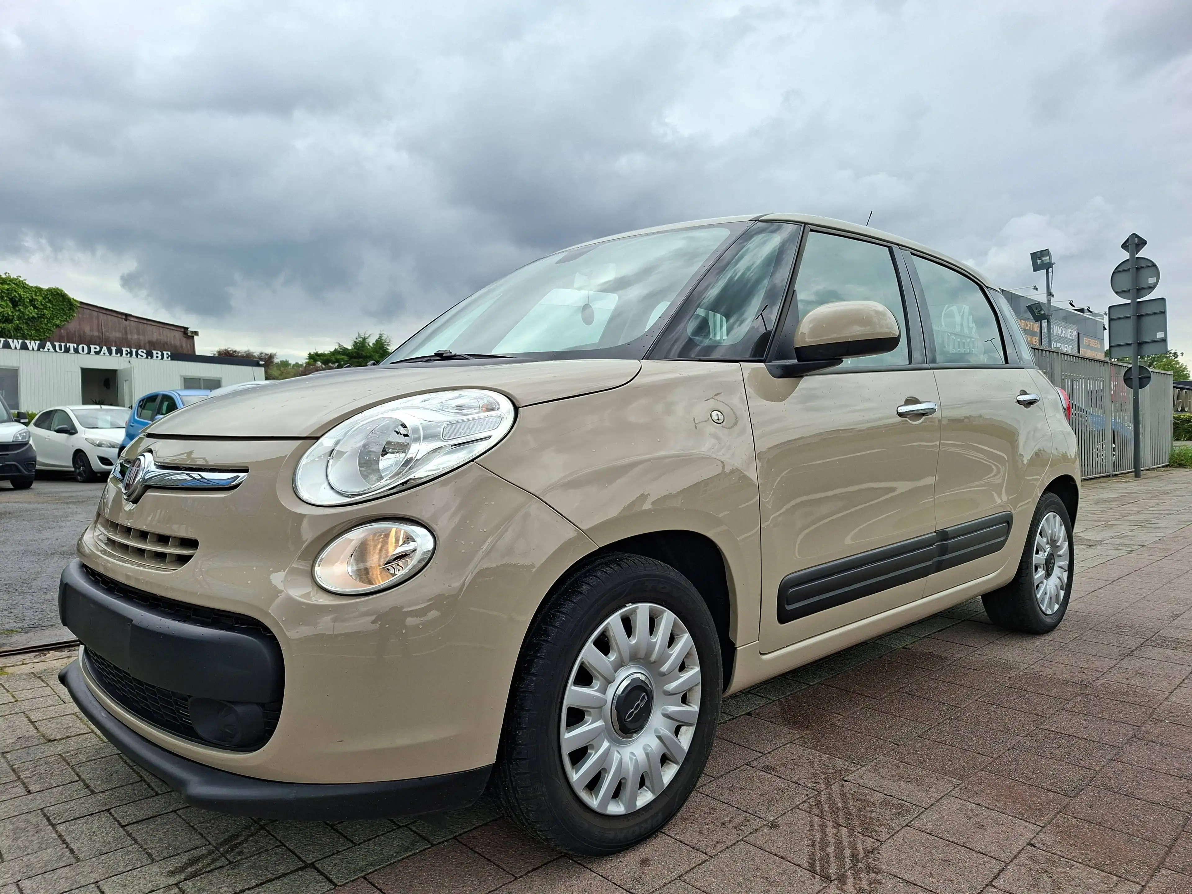 Fiat 500L 500L 1.3 Multijet Lounge — photo 2