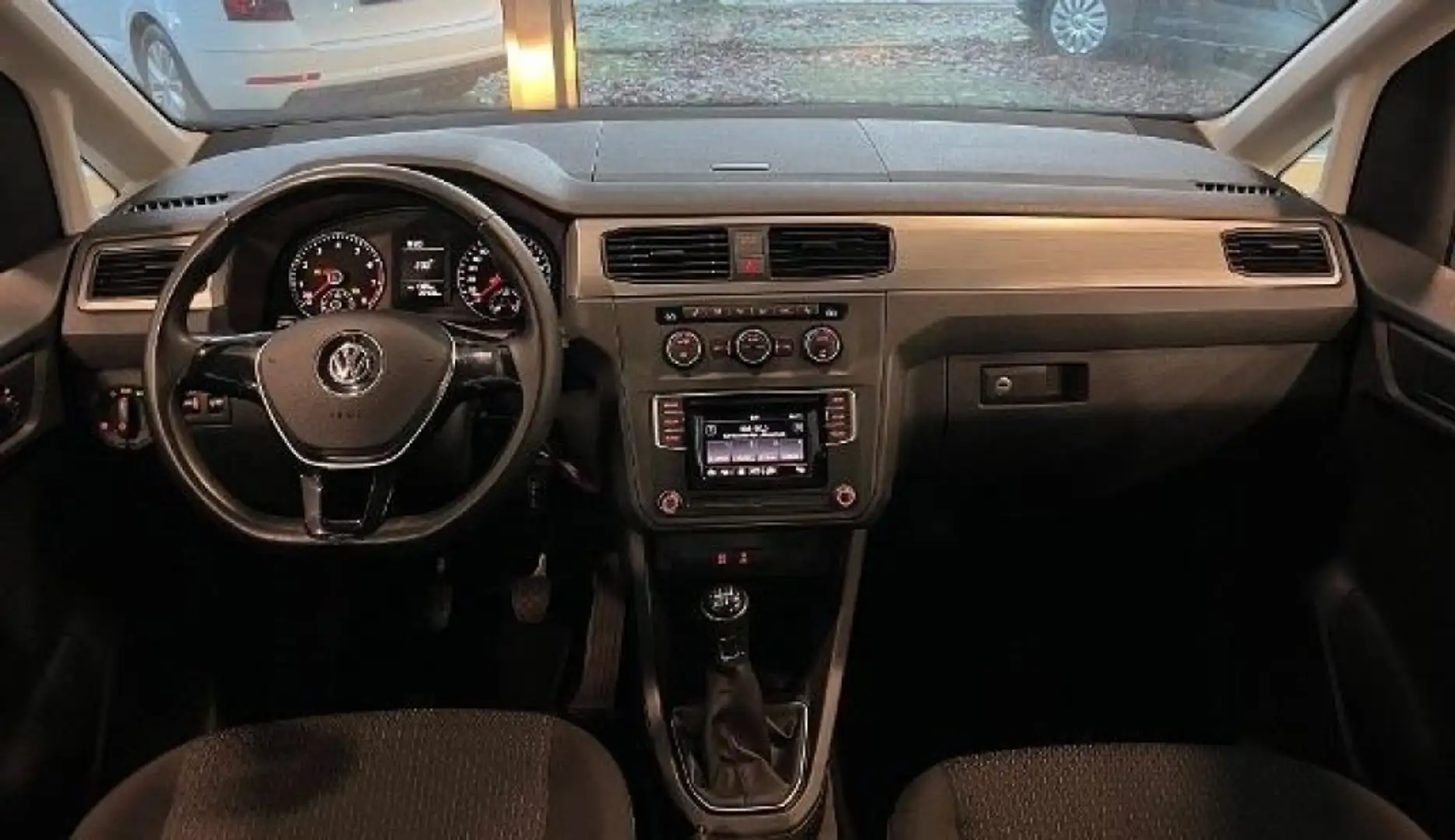 Volkswagen Caddy 1.2 Trendline Срібний - 1
