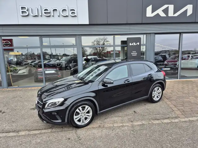 Mercedes-Benz GLA 220 CDI AT Navi Bi-Xenon WKR LM