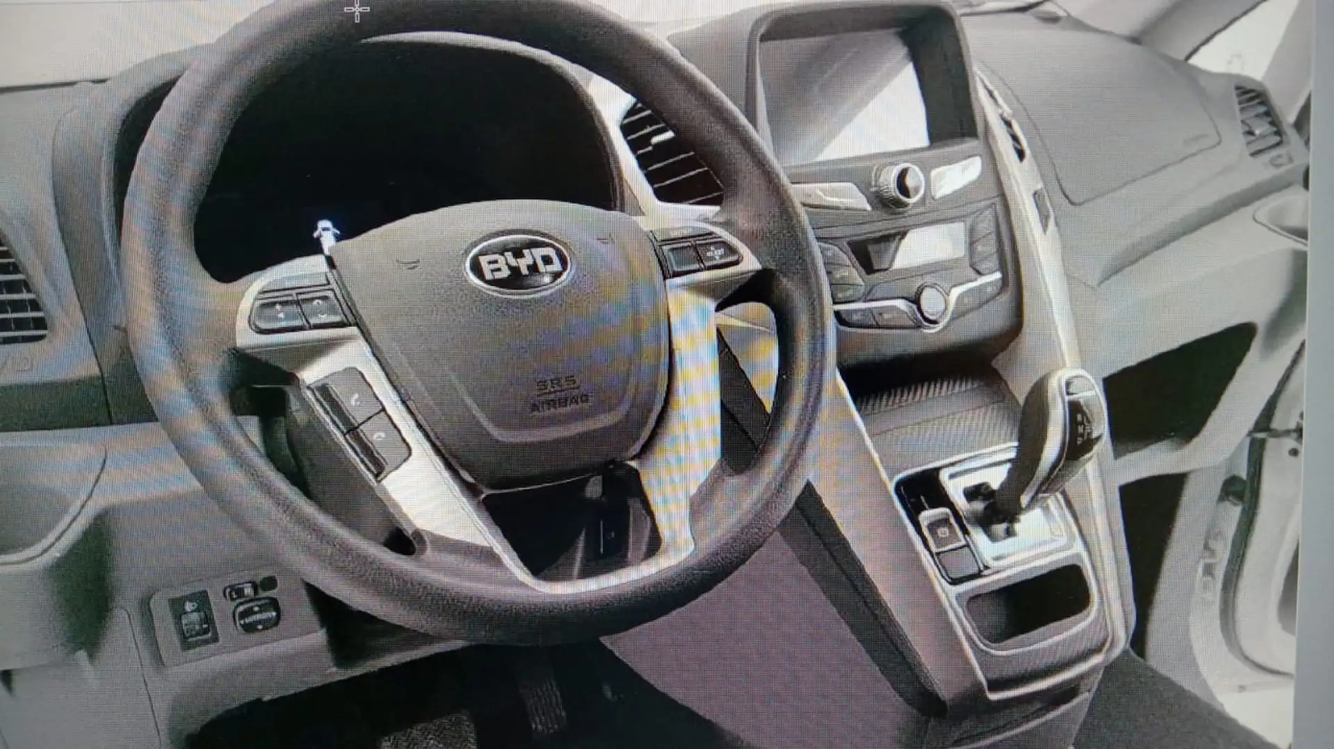 BYD ETP3 comfort Blanco - 2