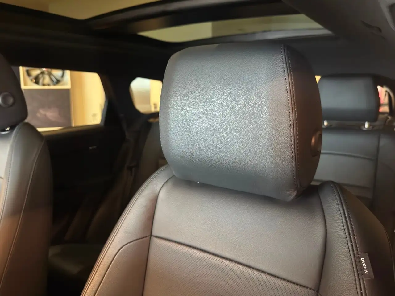 Land Rover Range Rover Evoque photo Land Rover Range Rover Evoque