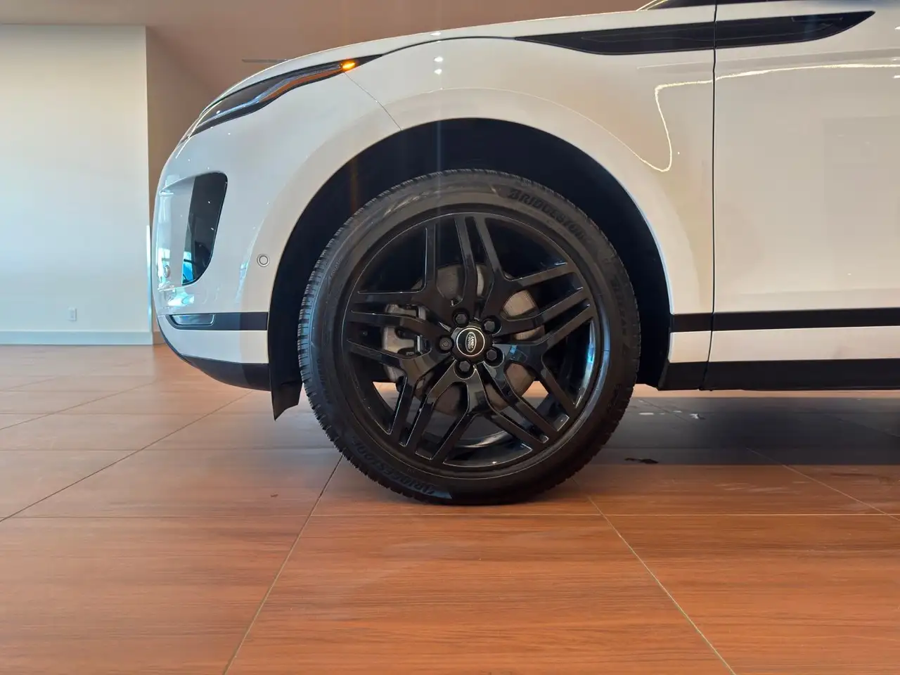 Land Rover Range Rover Evoque photo Land Rover Range Rover Evoque
