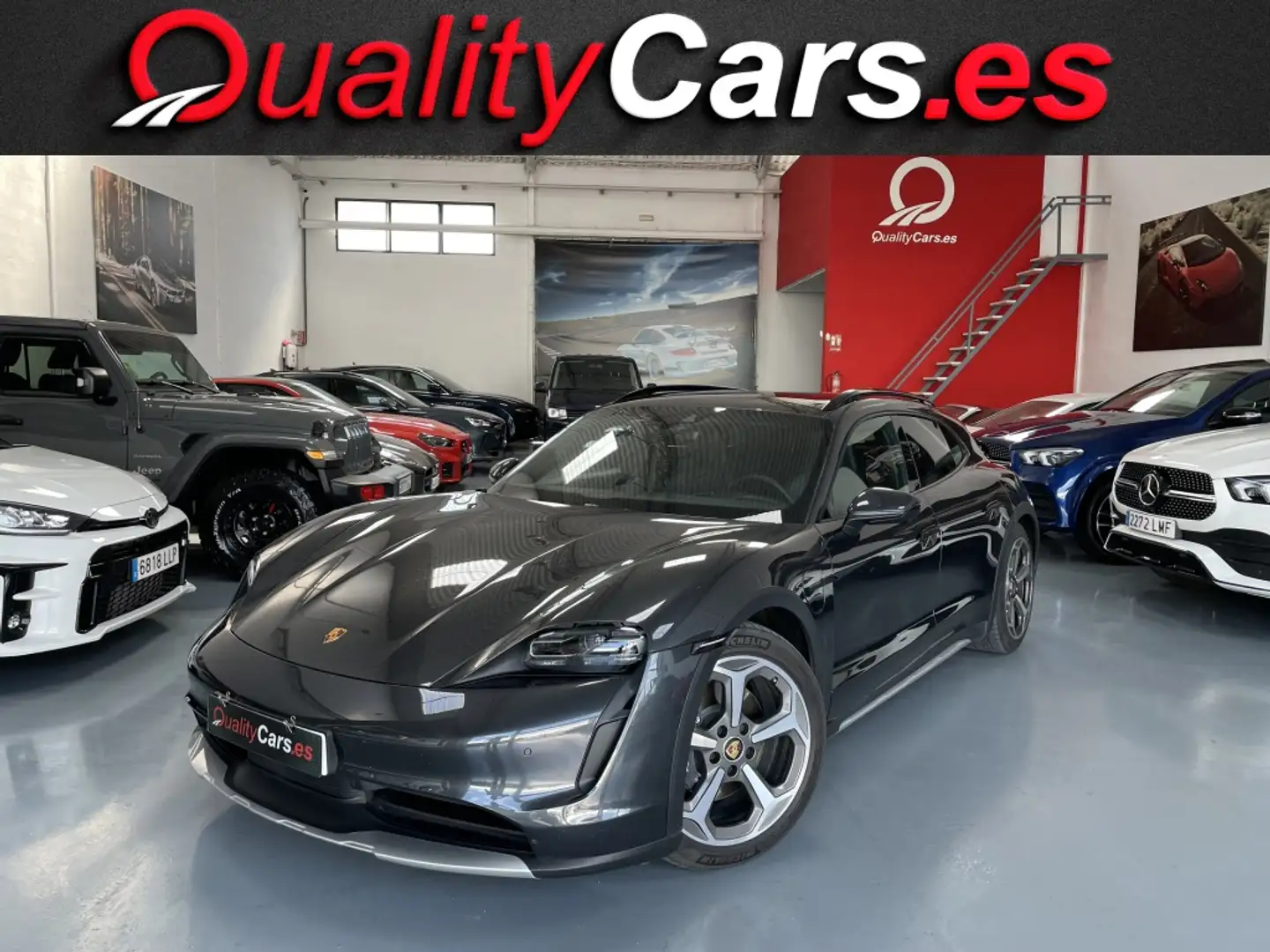Porsche Taycan 4 Cross Turismo Gris - 1