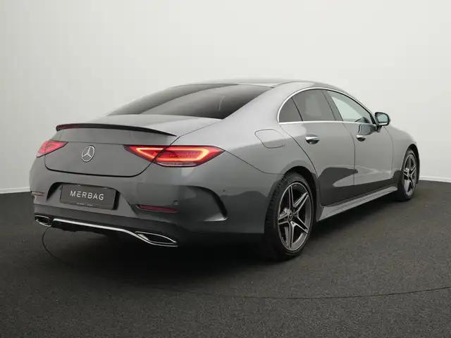 Mercedes-Benz CLS view 3