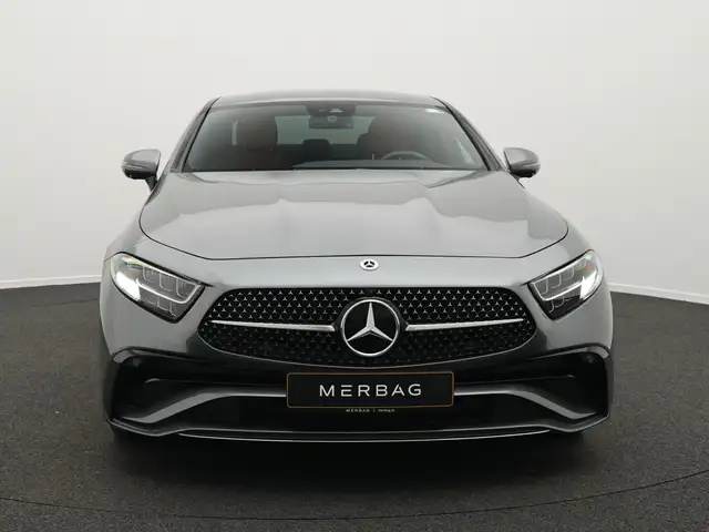 Mercedes-Benz CLS view 2