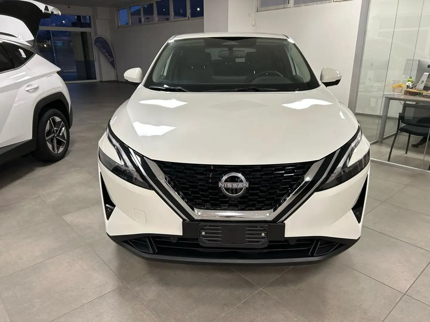 Nissan Qashqai MHEV 140 CV N-Connecta Bianco - 2
