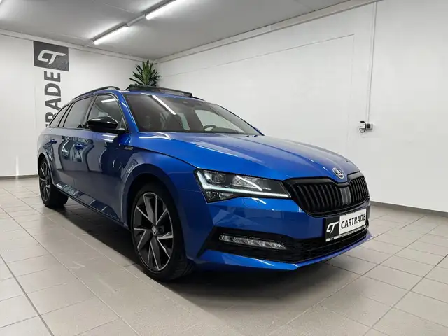 Skoda Superb view 5