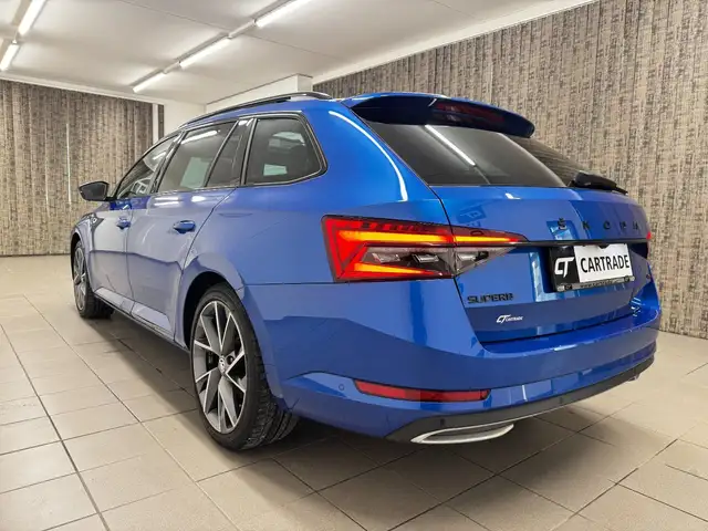 Skoda Superb view 6