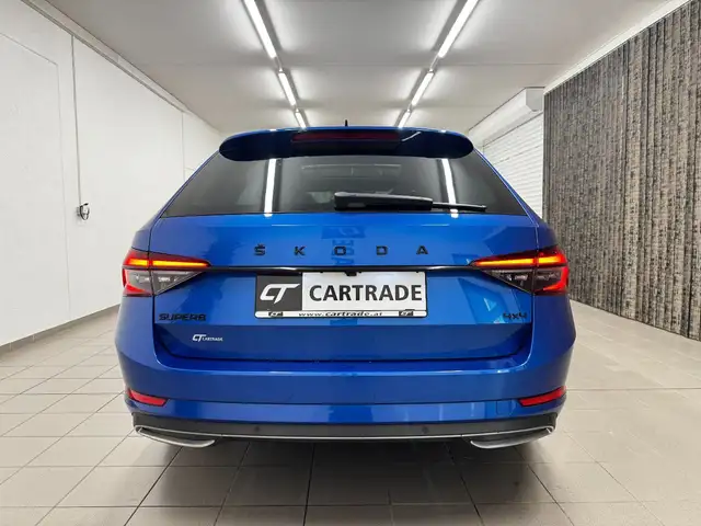 Skoda Superb view 8