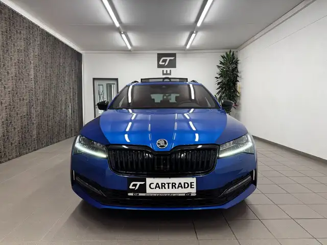 Skoda Superb view 3