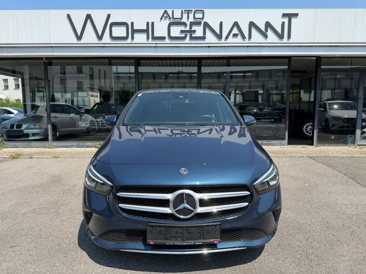 Mercedes-Benz B 200 (247.087) Blau - 1