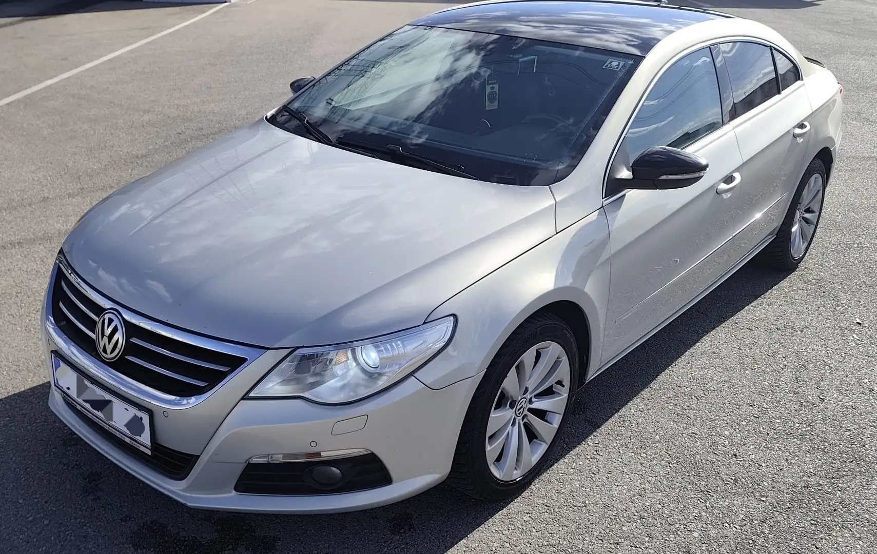 Volkswagen Passat CC 2.0TDI DSG/Sport/Leder-Alcantara/Bi-Xenon/SHZ Silber - 2