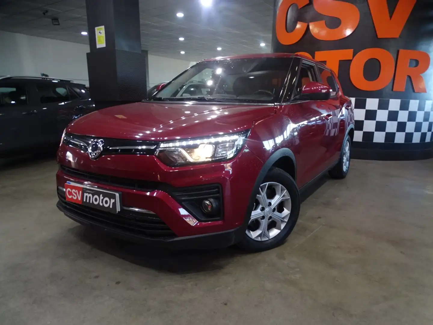 SsangYong Tivoli G12 Urban Plus 4x2 Rojo - 2