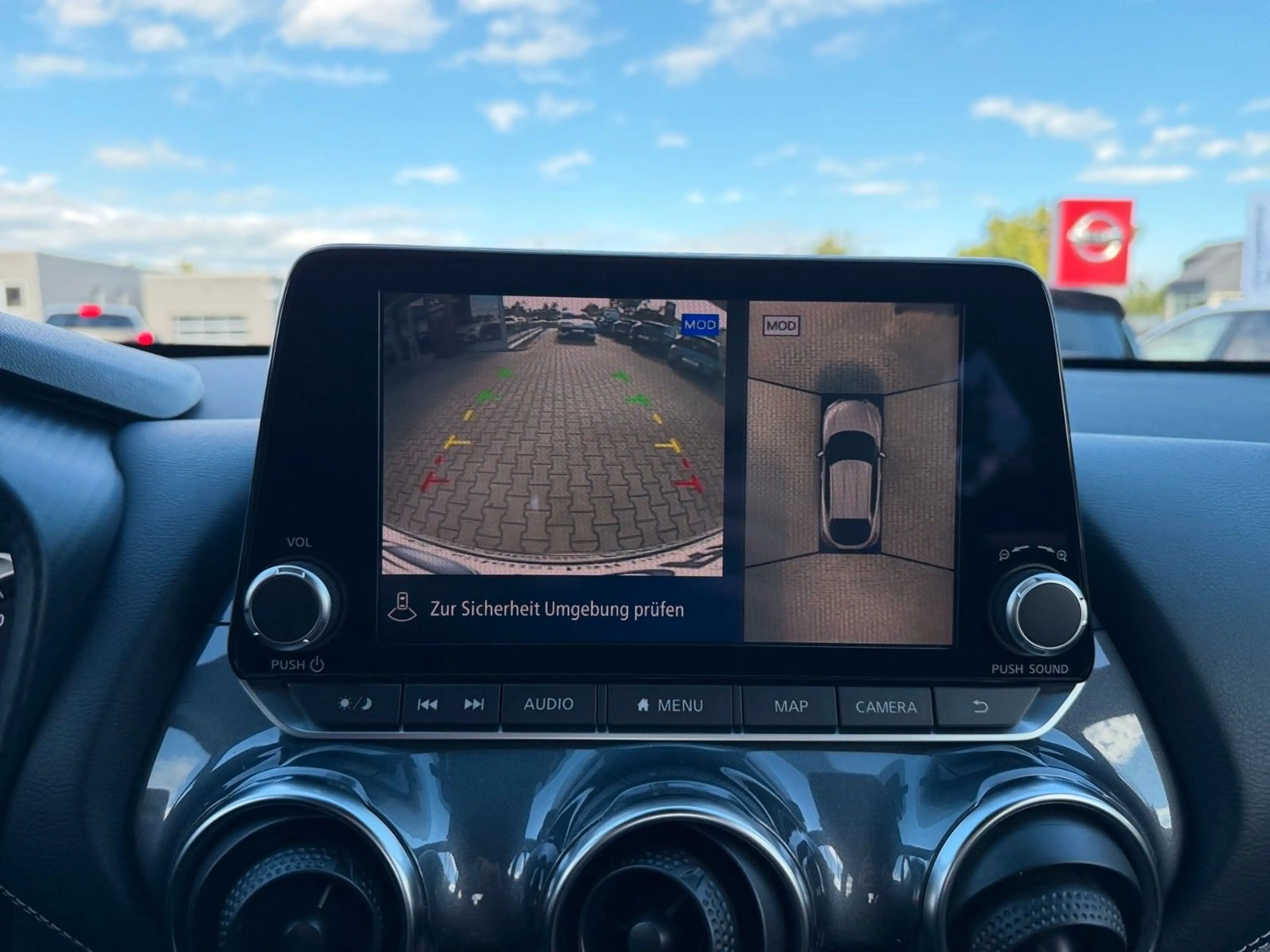 Nissan Juke 1.0 DIG-T N-Connecta 360° Navi 1.Hand — photo 14