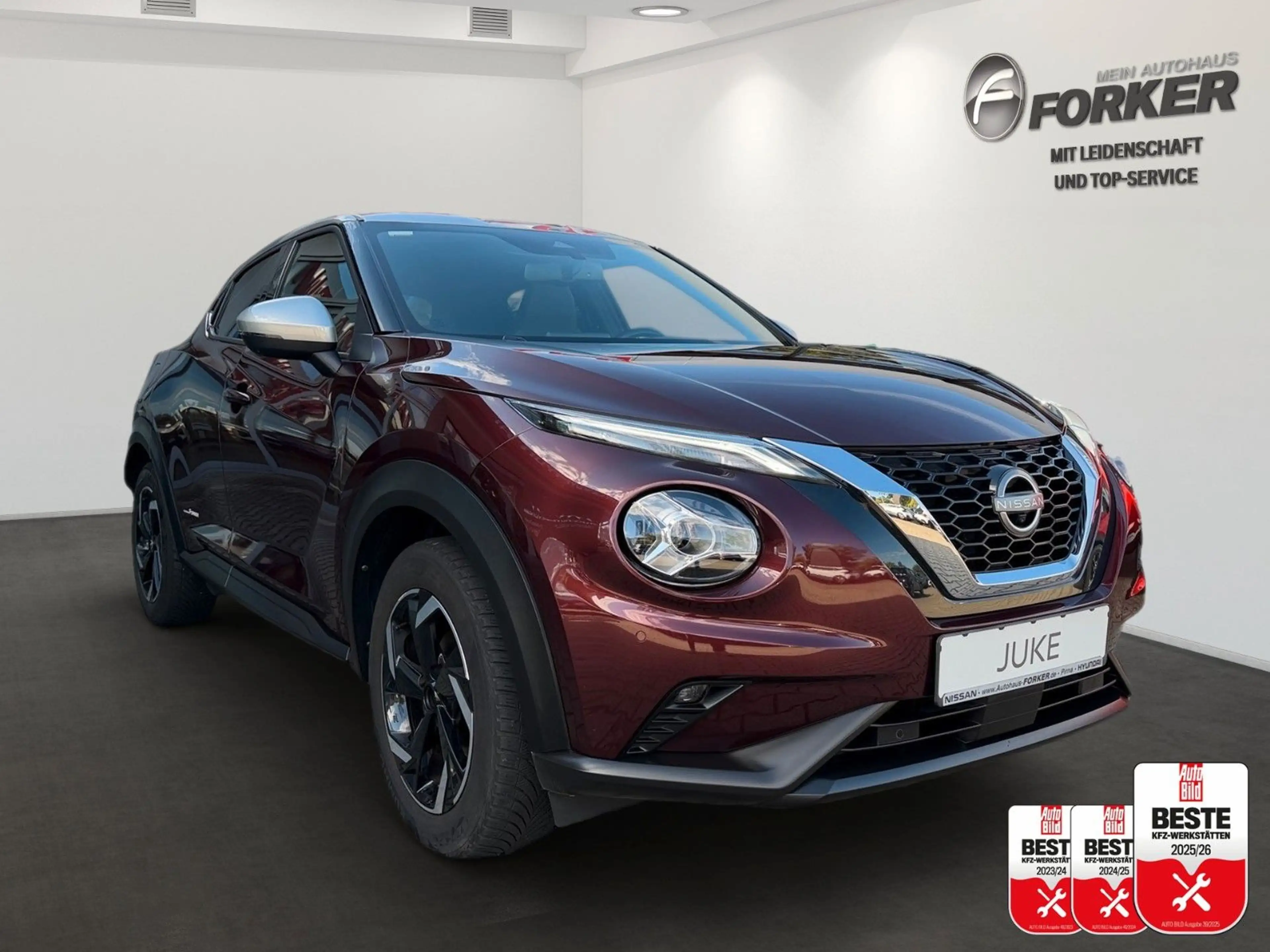 Nissan Juke 1.0 DIG-T N-Connecta 360° Navi 1.Hand — photo 2