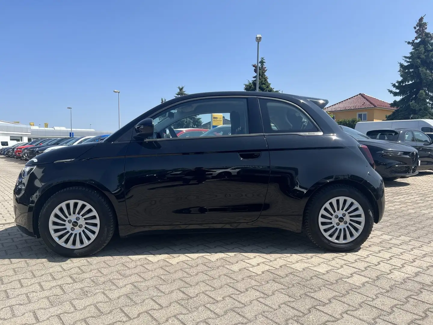 Fiat 500e Neuer 500 Elektro 320km Reichweite Schwarz - 2