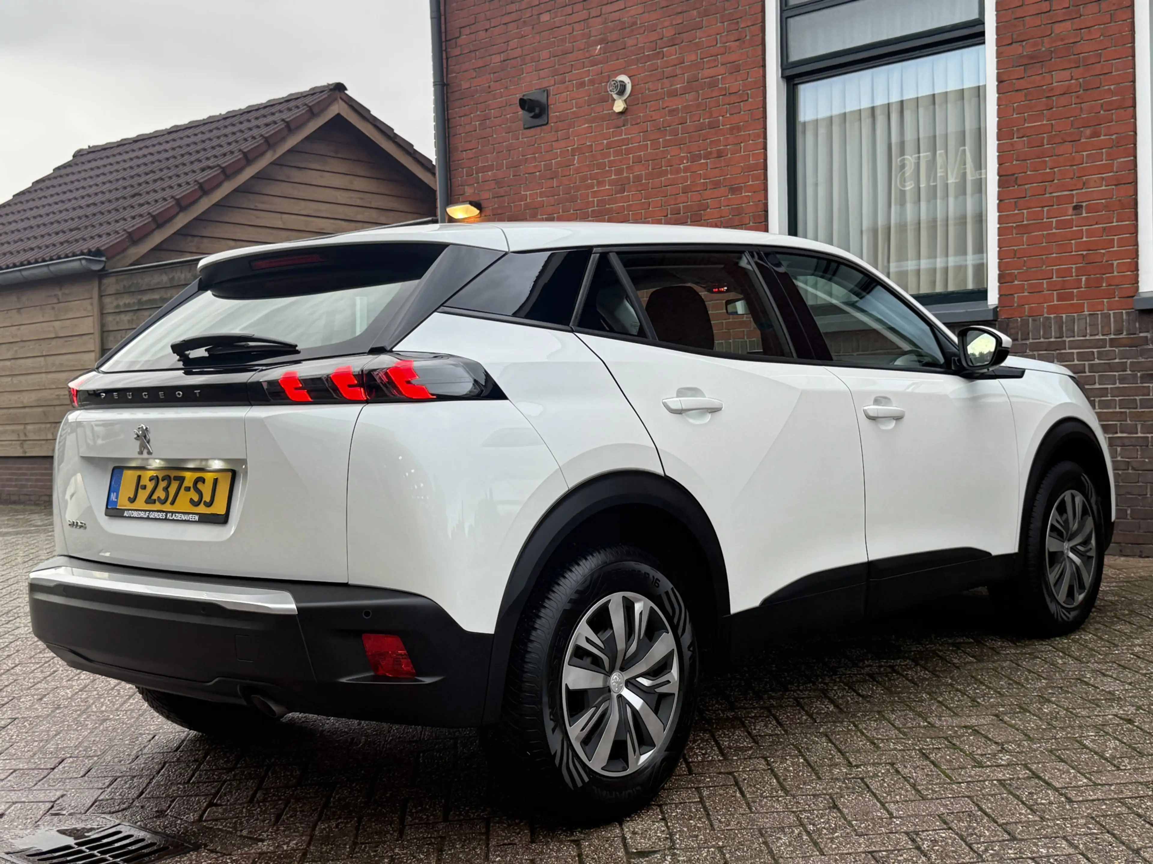 Peugeot 2008 1.2 PureTech Active | 1e EIGENAAR | NAVI | CRUISE — photo 5