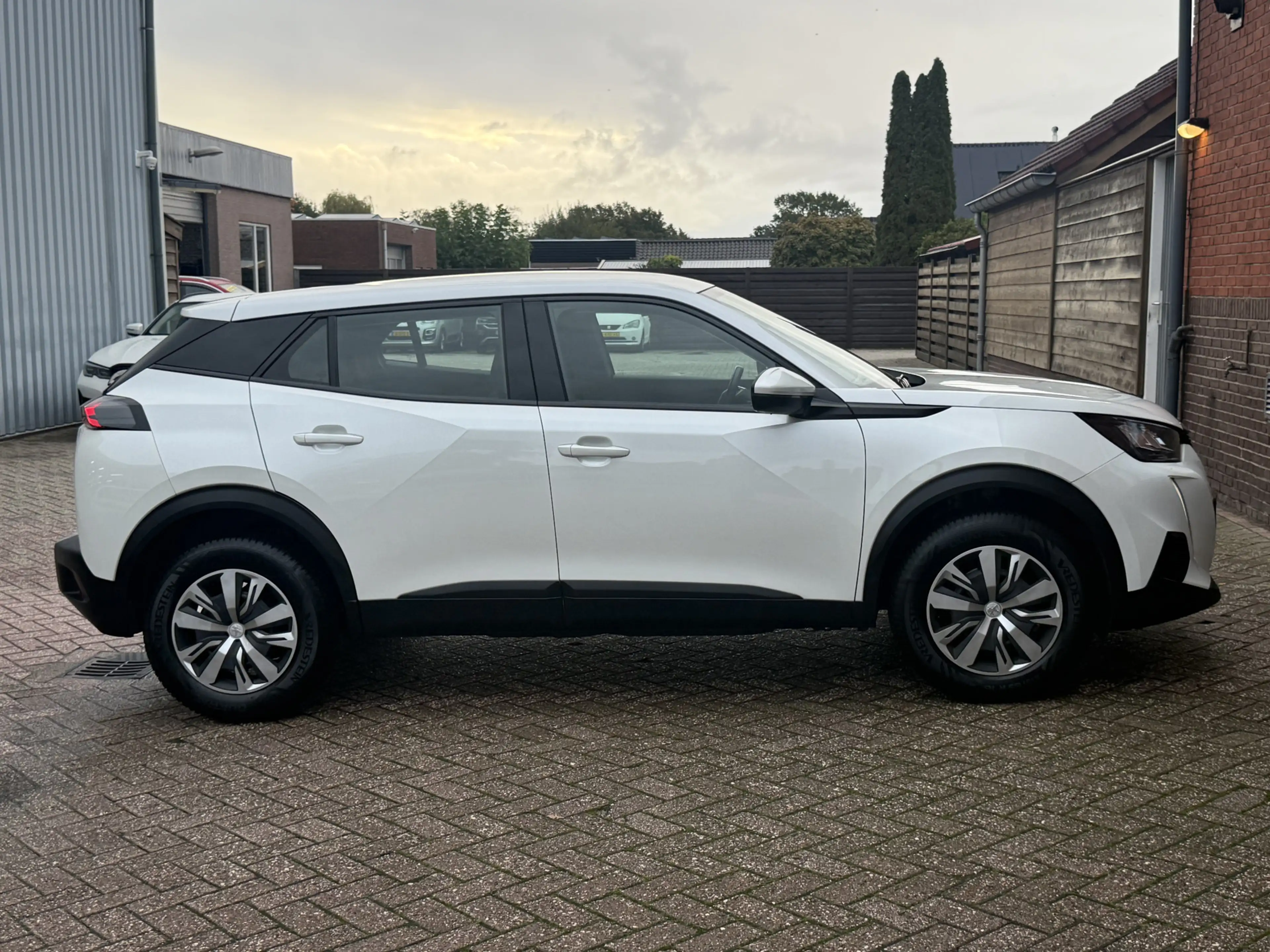 Peugeot 2008 1.2 PureTech Active | 1e EIGENAAR | NAVI | CRUISE — photo 6