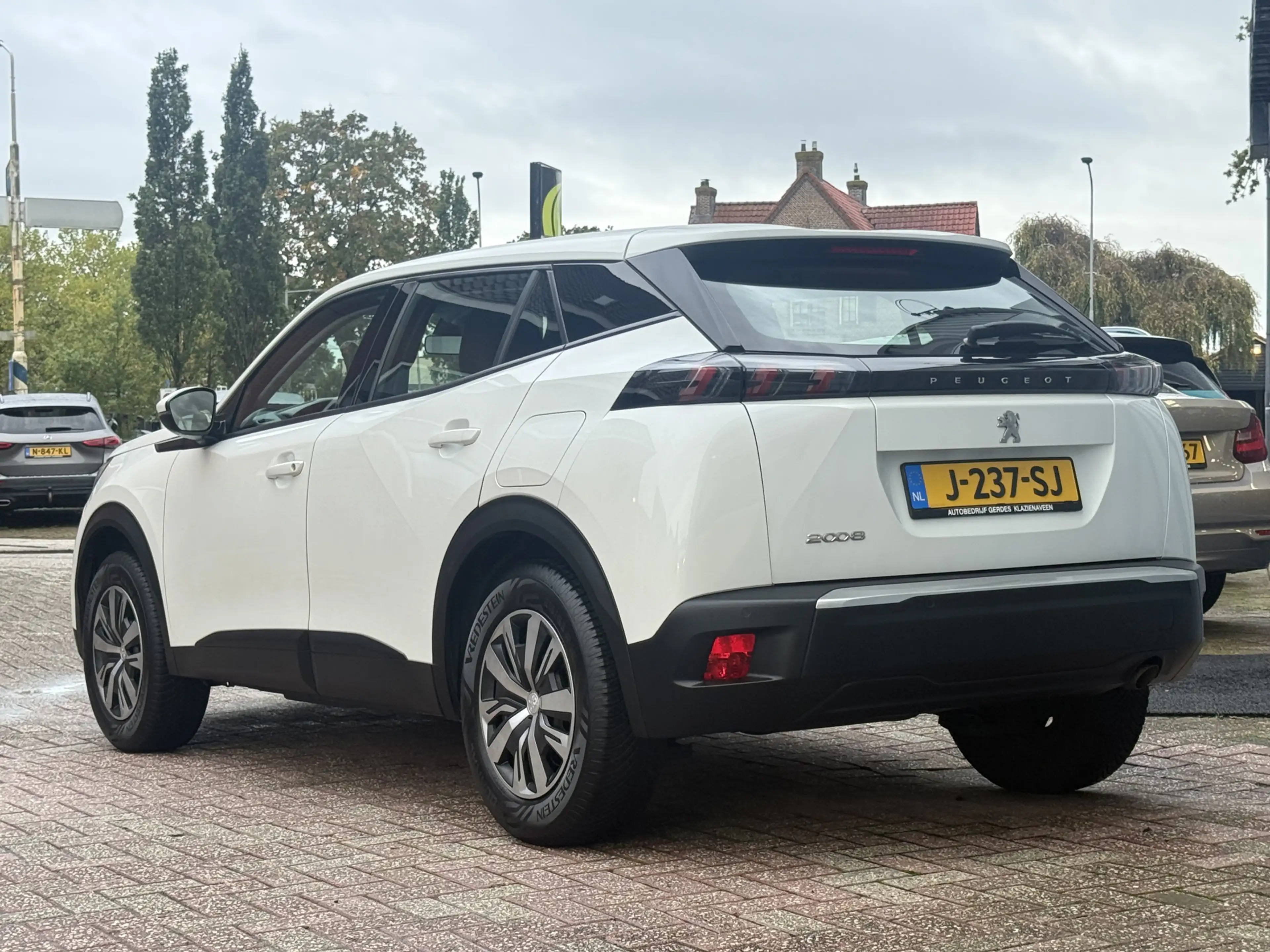 Peugeot 2008 1.2 PureTech Active | 1e EIGENAAR | NAVI | CRUISE — photo 3