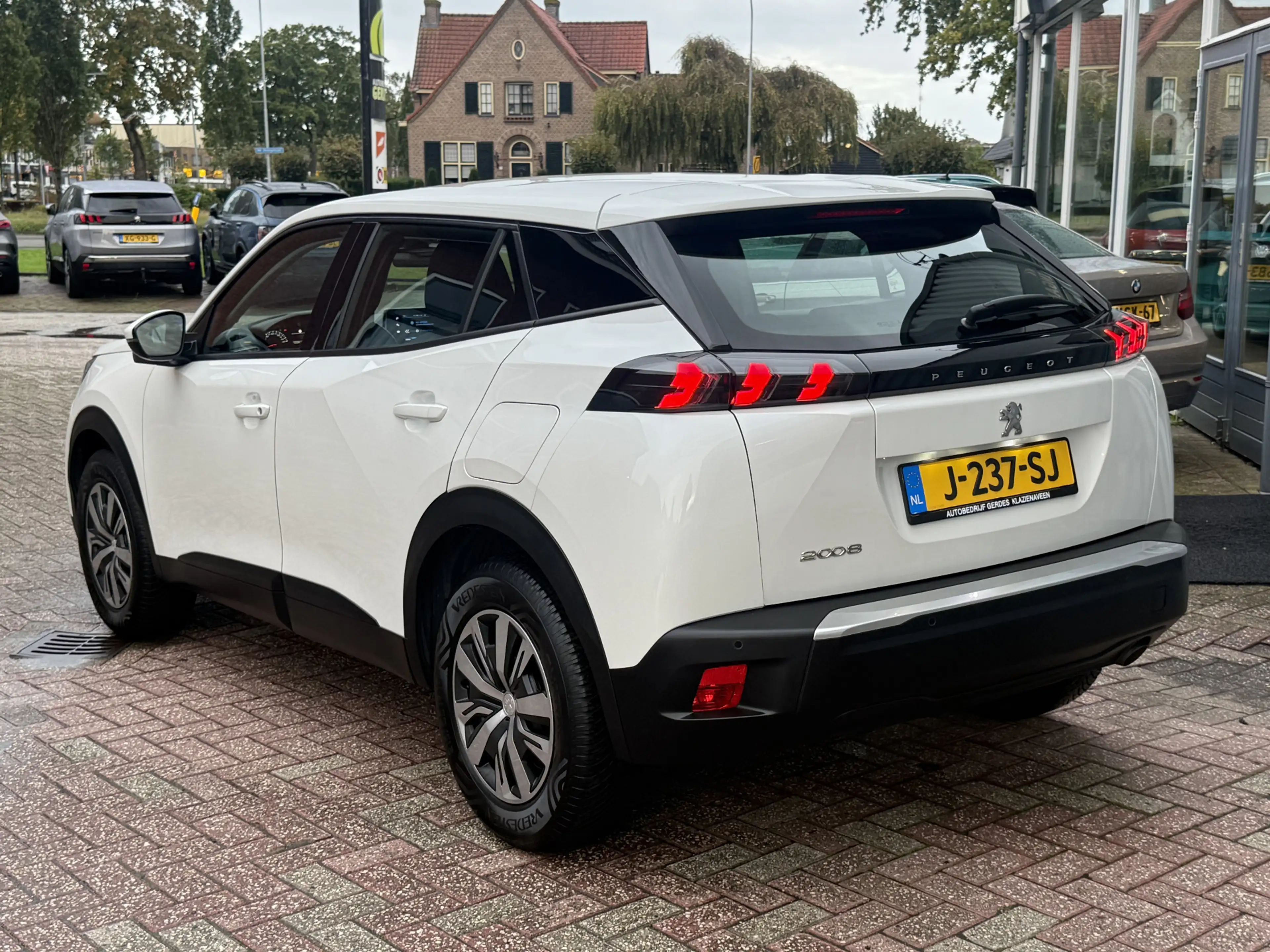 Peugeot 2008 1.2 PureTech Active | 1e EIGENAAR | NAVI | CRUISE — photo 11