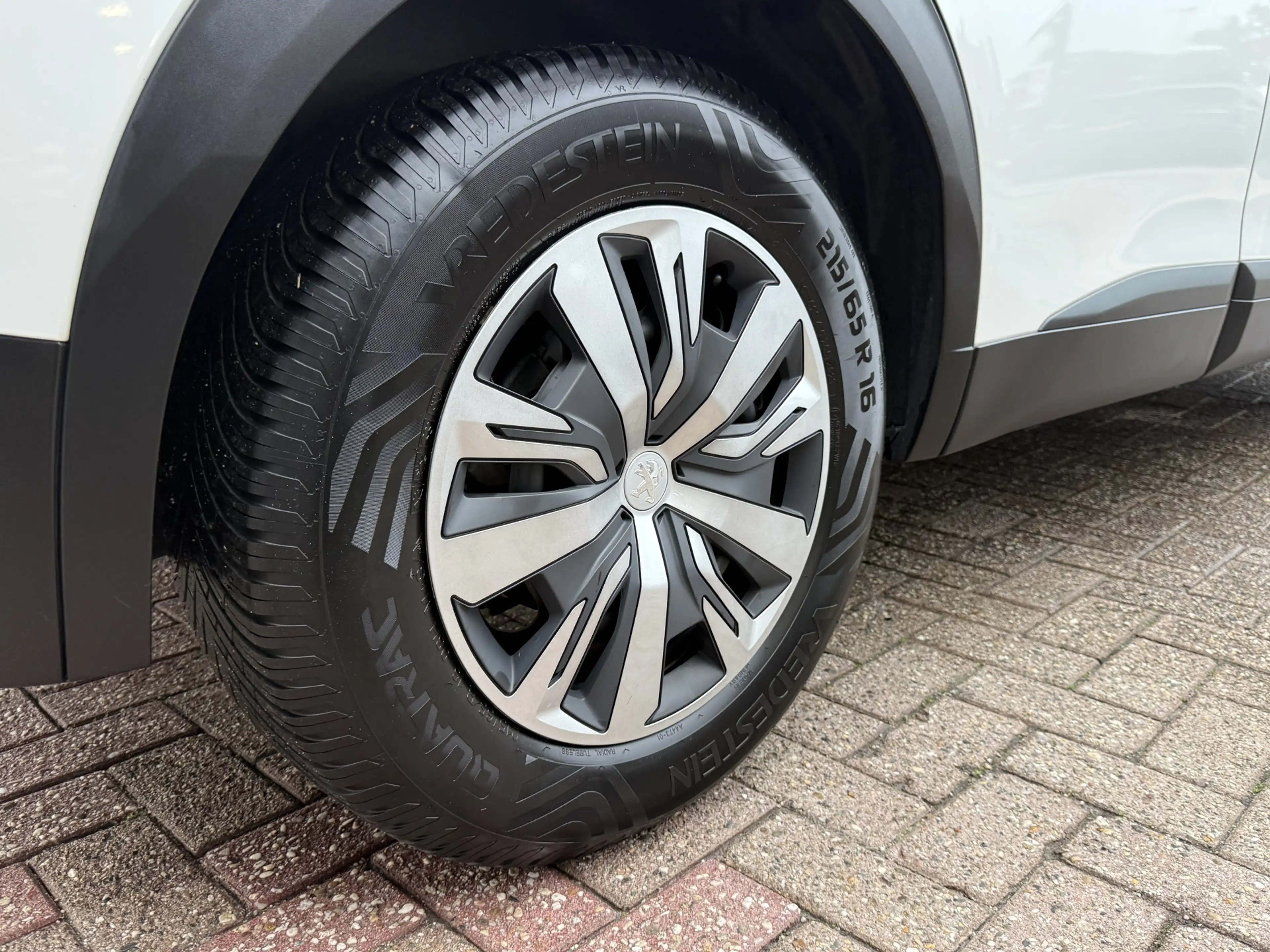 Peugeot 2008 1.2 PureTech Active | 1e EIGENAAR | NAVI | CRUISE — photo 31