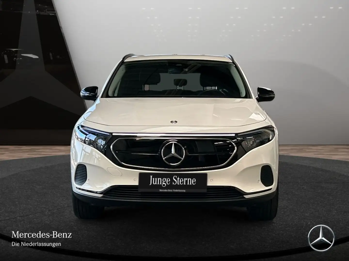 Mercedes-Benz EQA 300 4M PROG+NIGHT+ADVANCED+AHK+KAMERA+SPUR Weiß - 2
