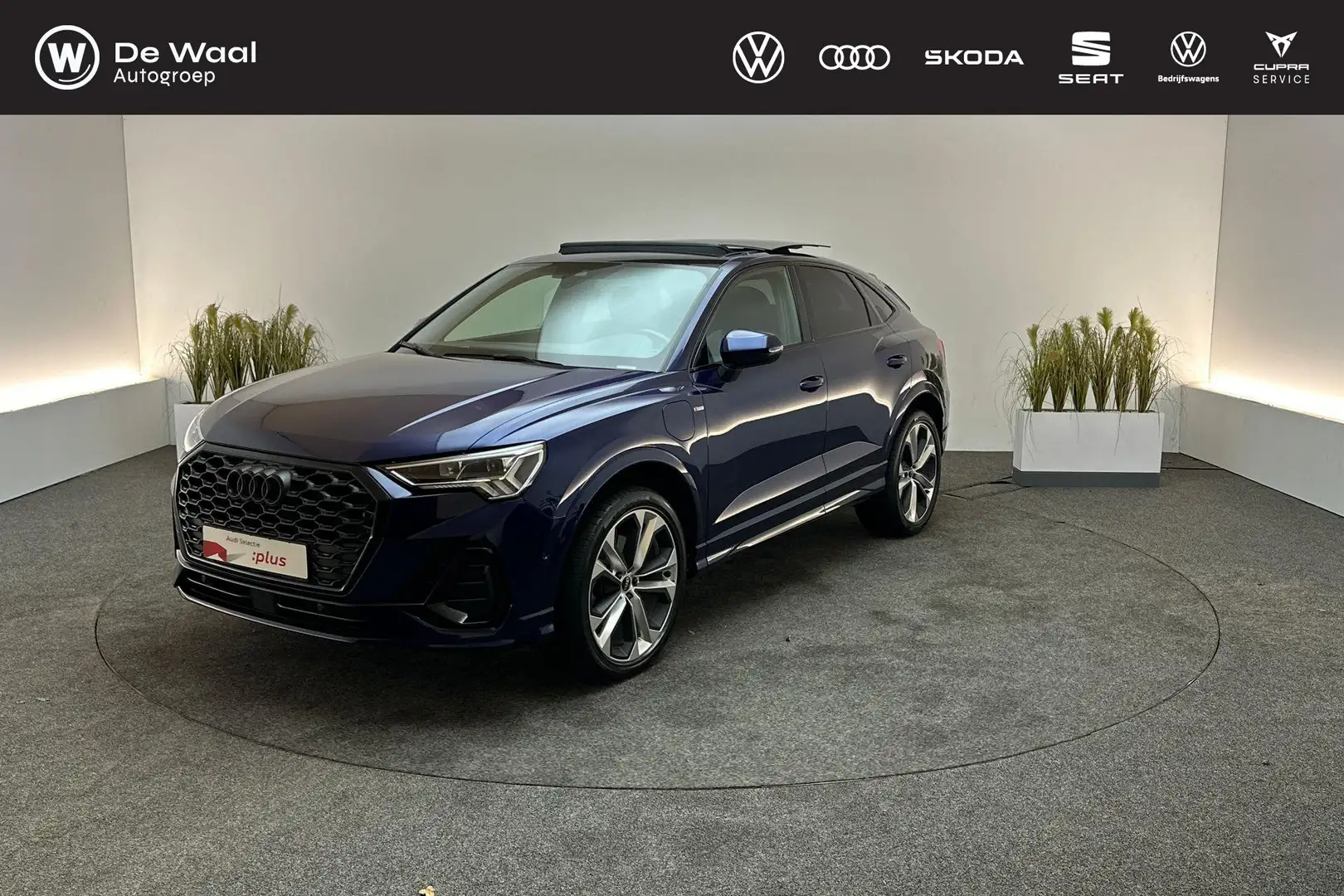 Audi Q3 Sportback 45 TFSI e 245pk S tronic S Edition | S l Bleu - 1