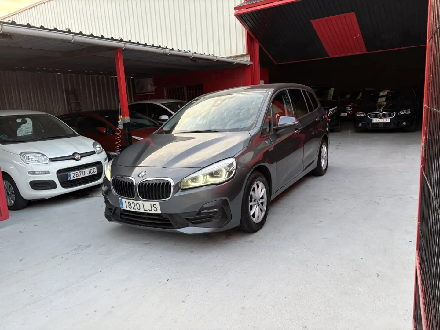BMW 216 216dA Gran Tourer Business Bleu - 2