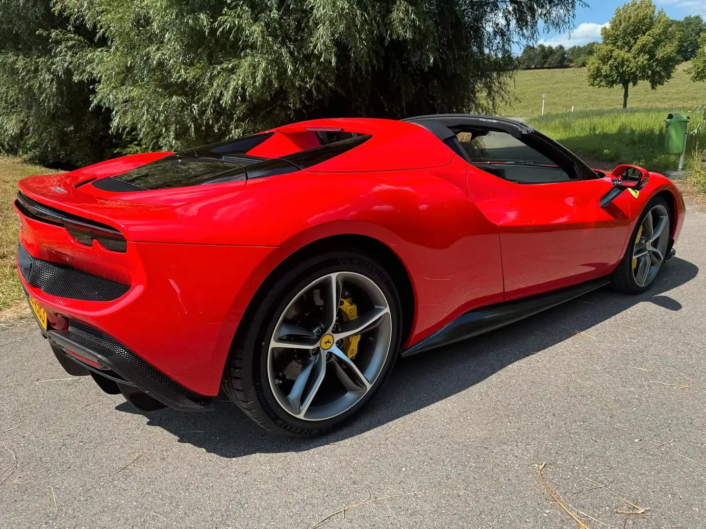 Ferrari 296 GTS l  LP.net 329.000,€ Rouge - 2