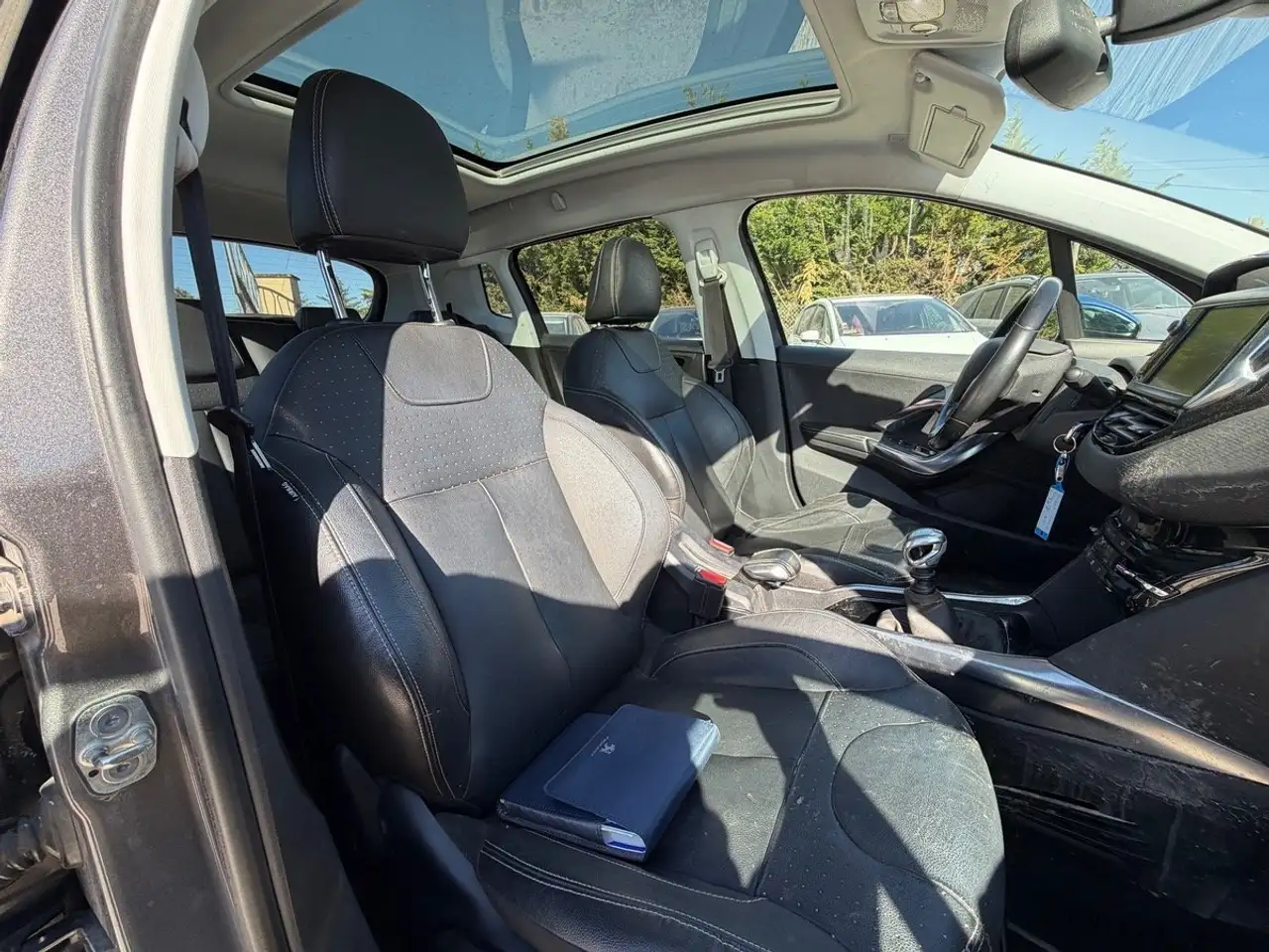 Peugeot 2008 2008 — photo 8