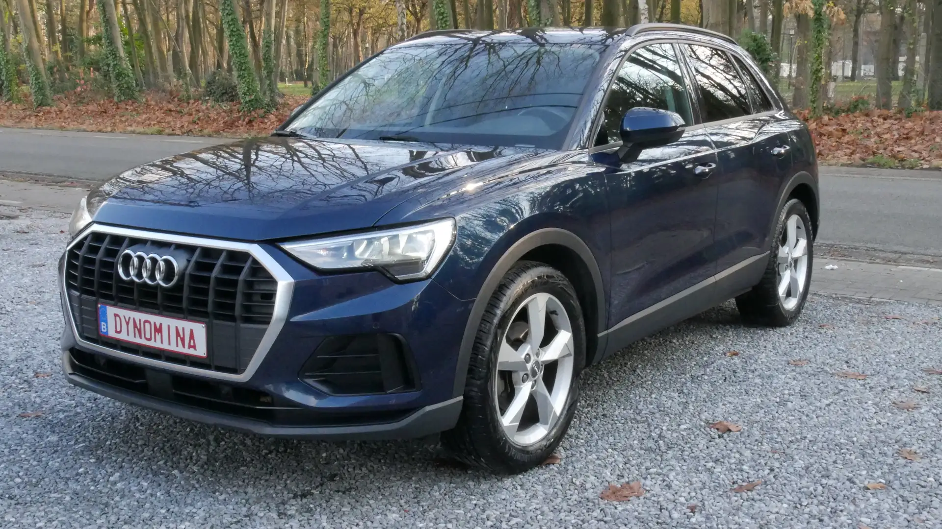 Audi Q3 1.5TSI DSG SPORT FACELIFT M20 114DKM 12M GARANTIE Blauw - 2