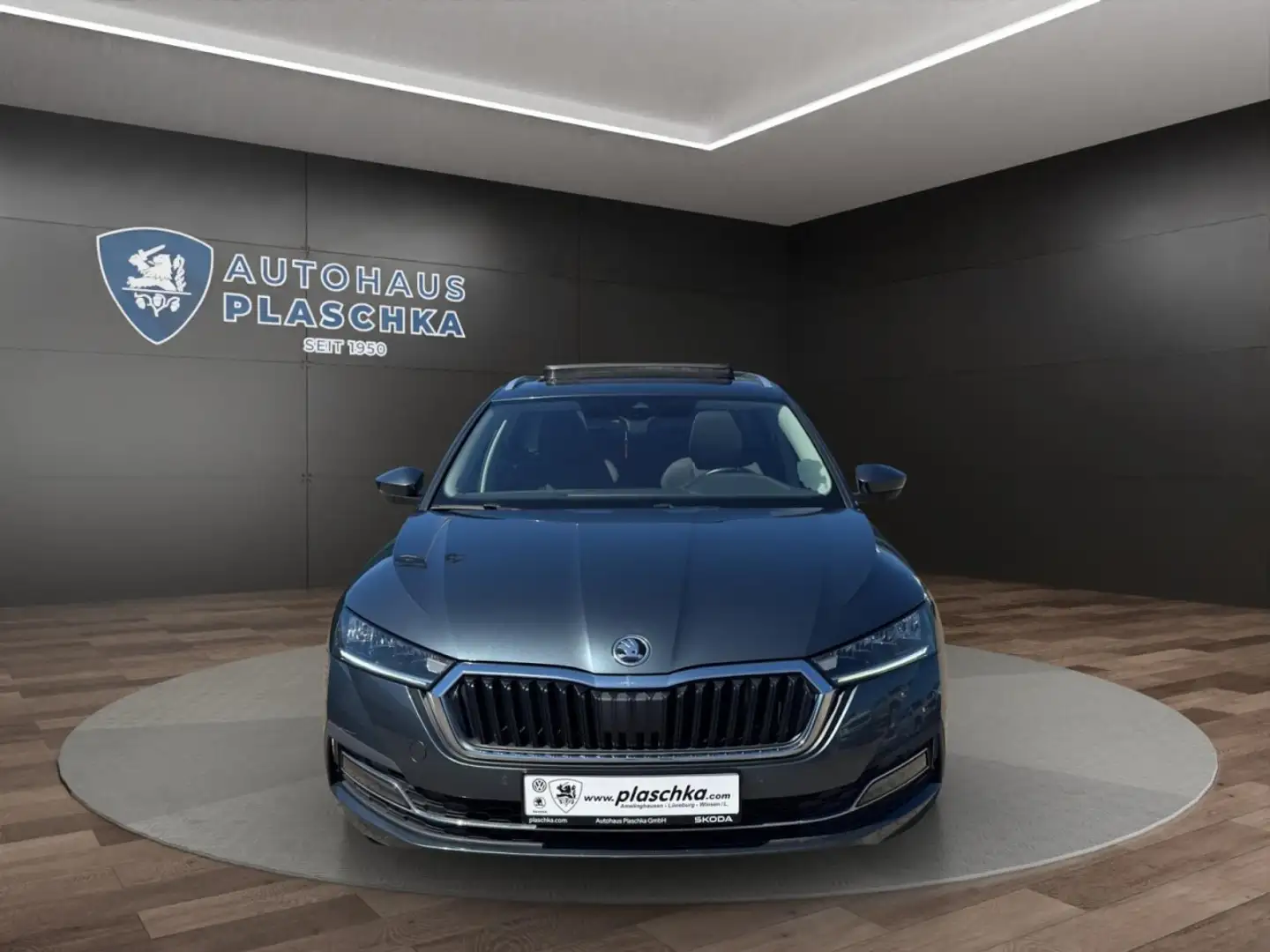Skoda Octavia C. 2.0 TDI First Edition NAVI*PANO*AHK Klima Navi Gris - 2