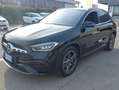 Mercedes-Benz GLA 200 GLA 200 d Premium auto AMG crna - thumbnail 4