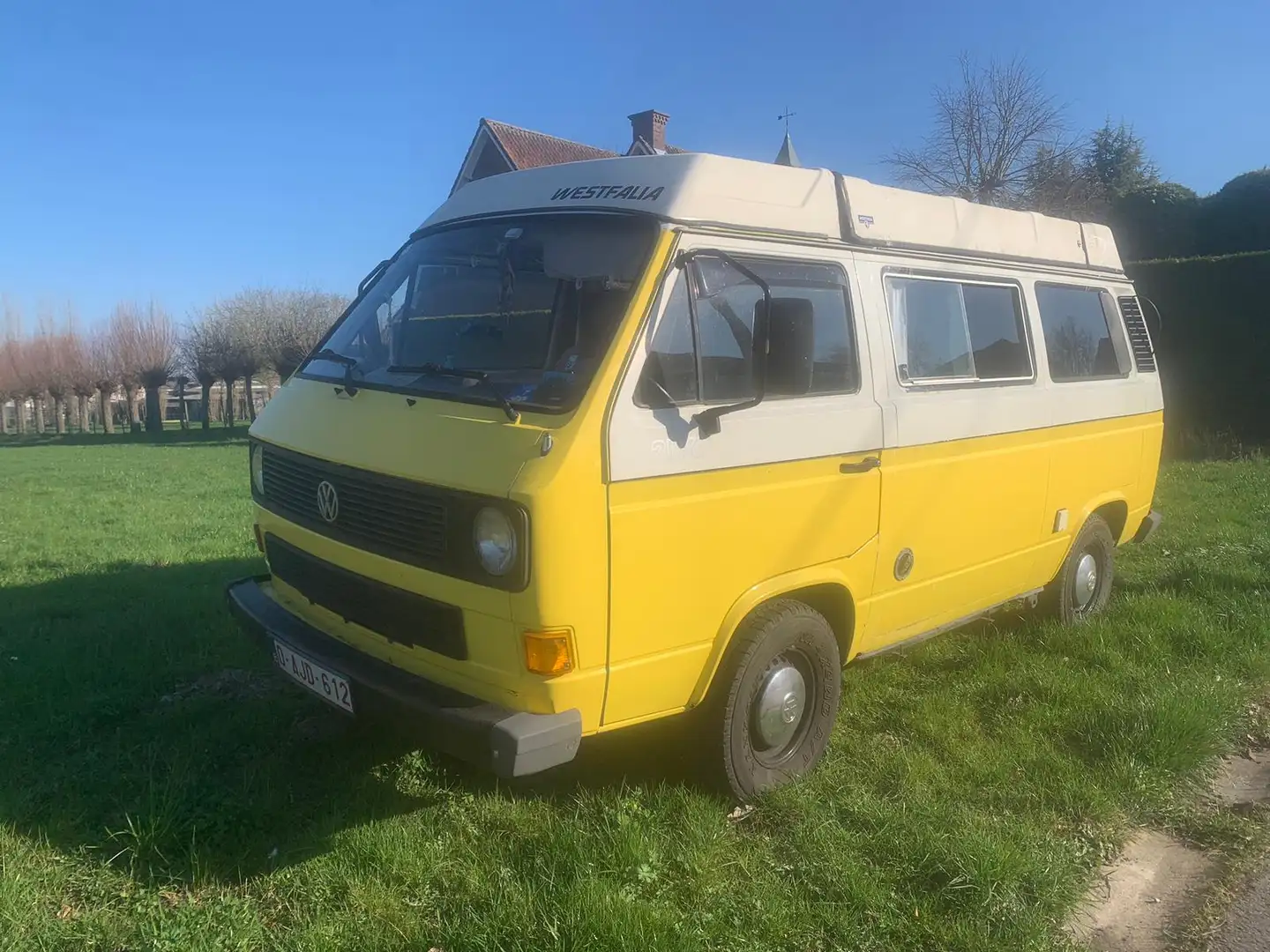 Volkswagen T3 Kombi Amarillo - 2