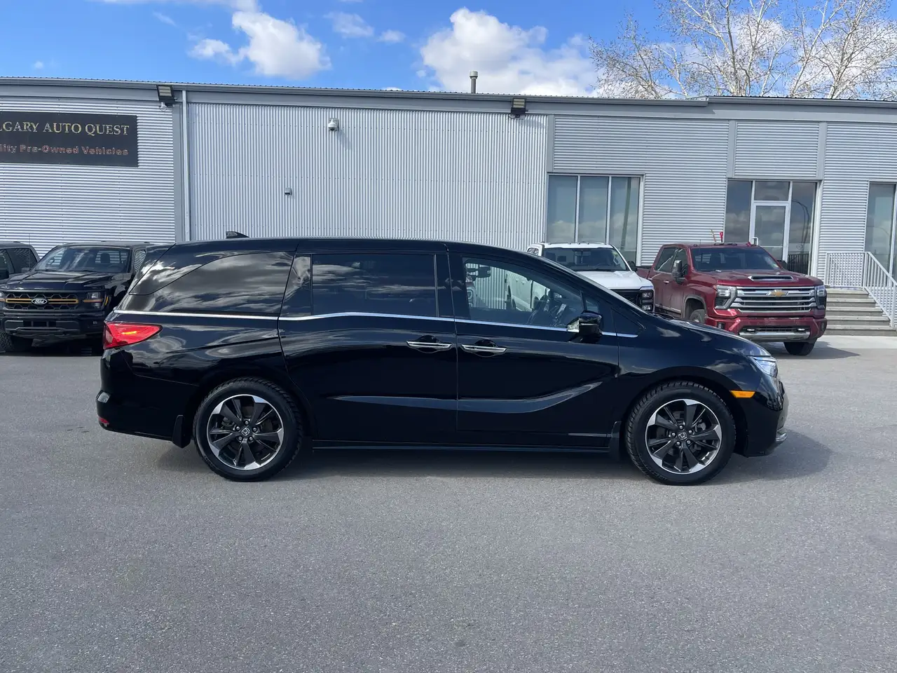 Honda Odyssey снимка Honda Odyssey
