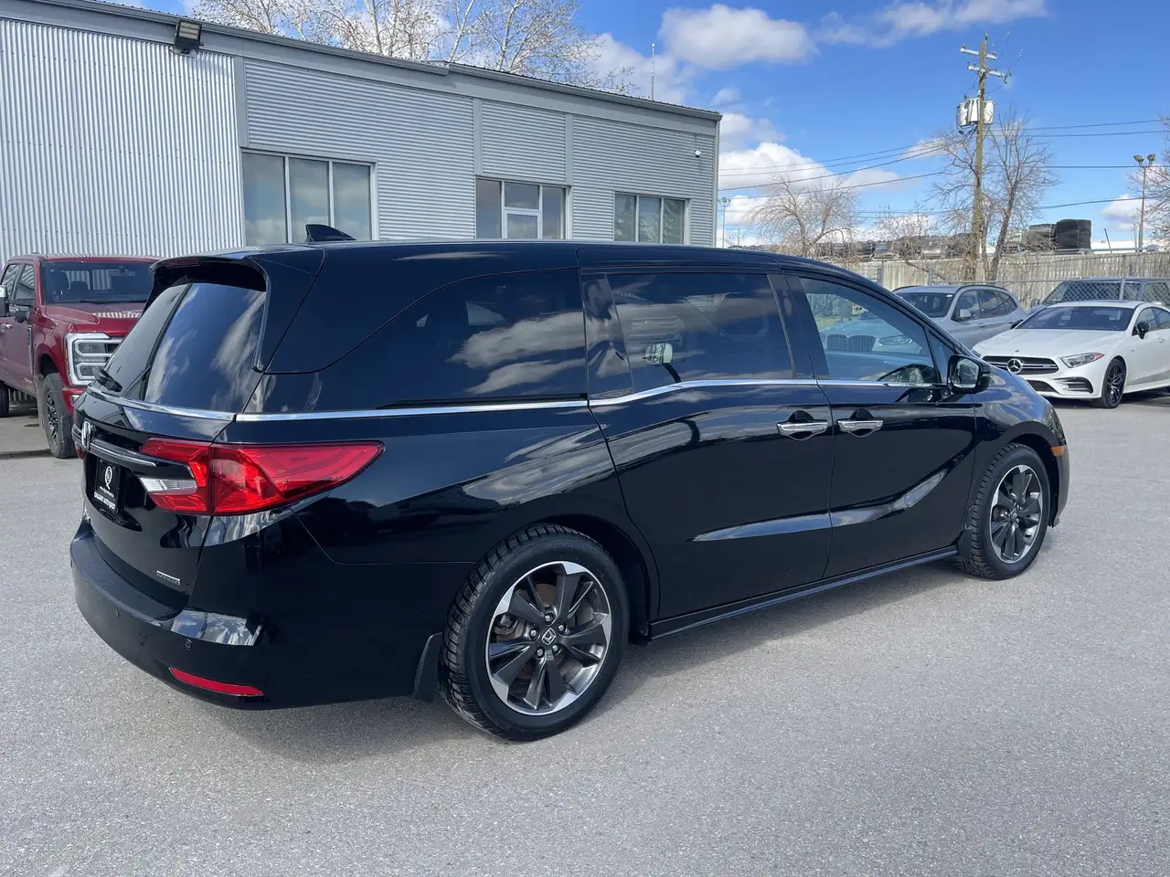 Honda Odyssey снимка Honda Odyssey