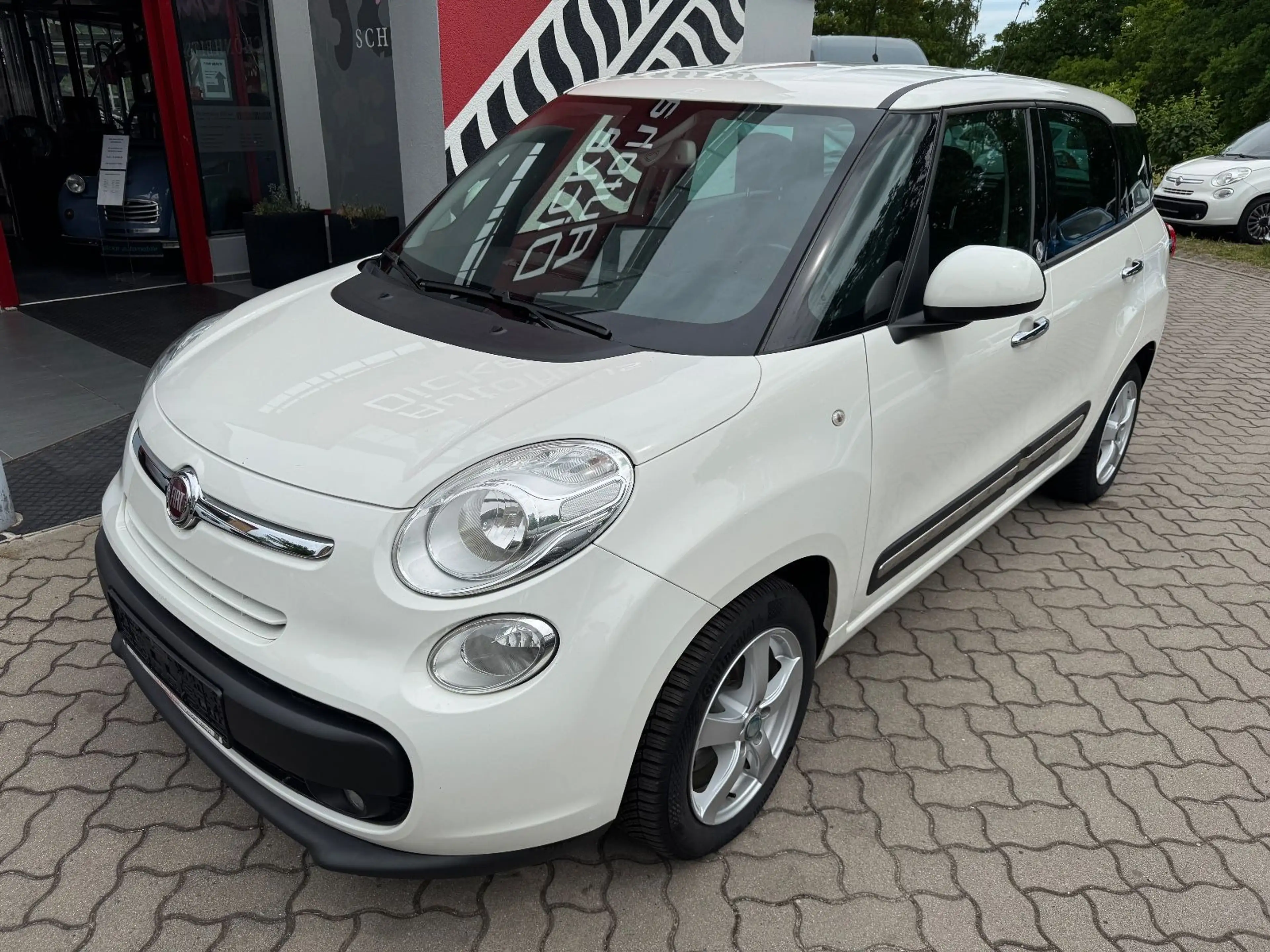 Fiat 500L Living extra lang Klimaauto Tempo Leder AHK — photo 2