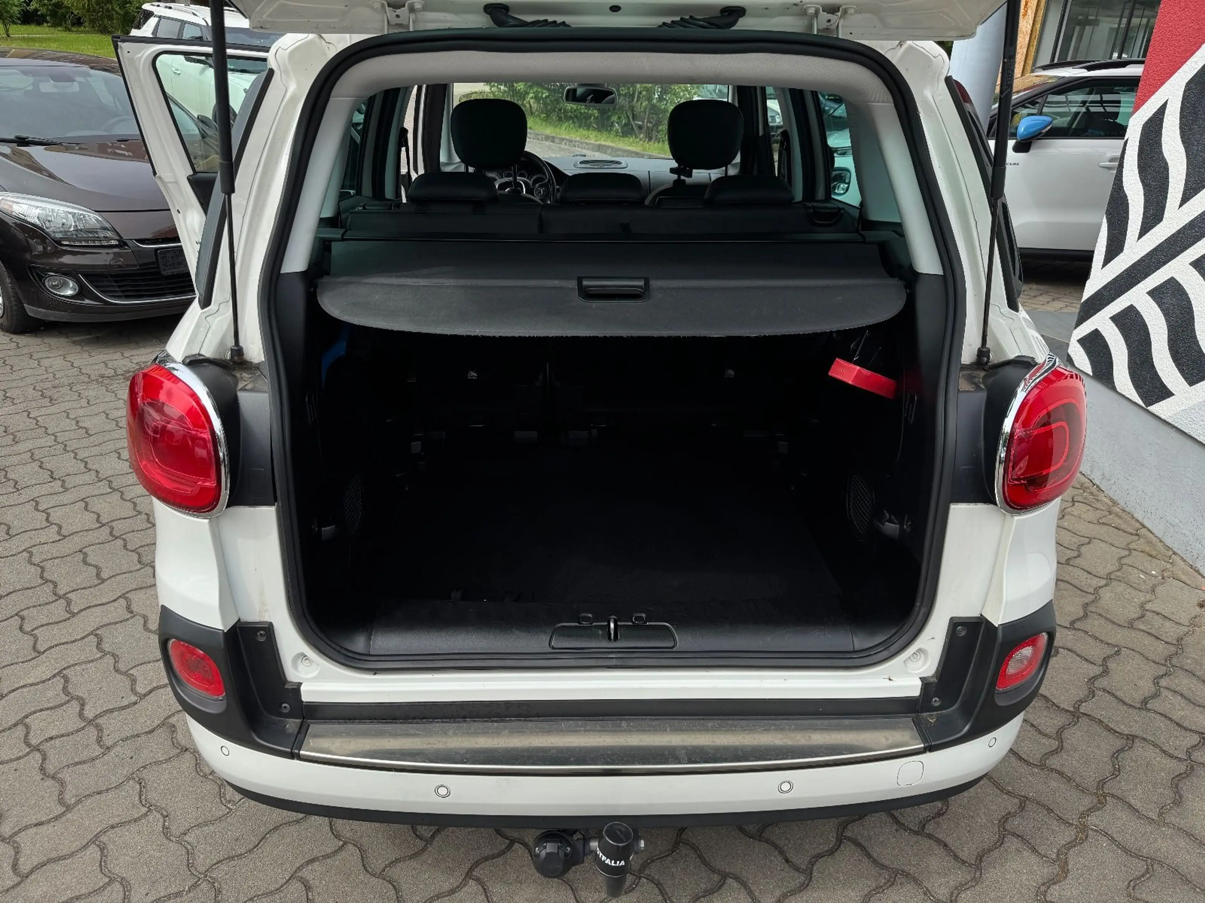 Fiat 500L Living extra lang Klimaauto Tempo Leder AHK — photo 10